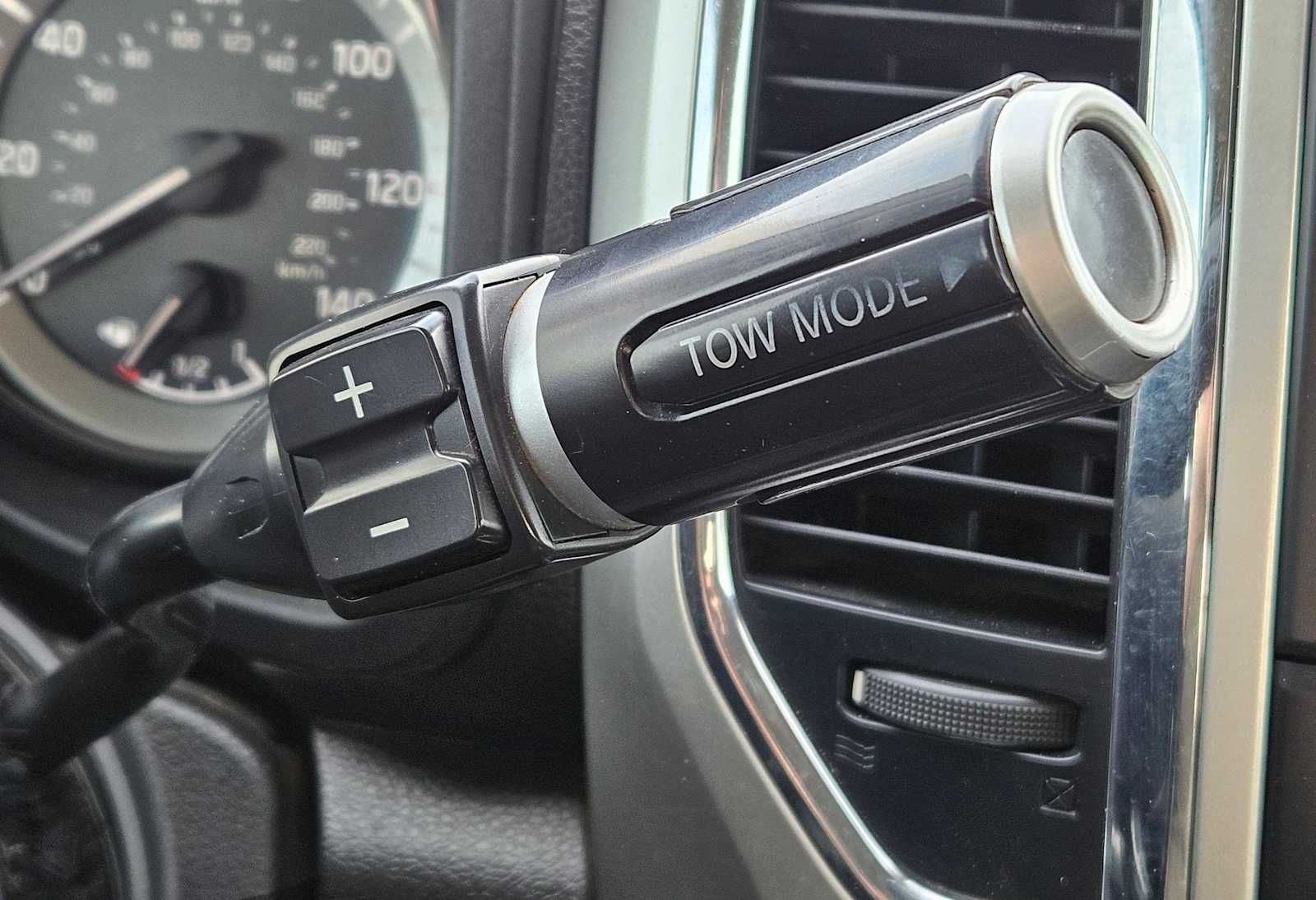 Thumbnail: 2018 Nissan Titan - 24