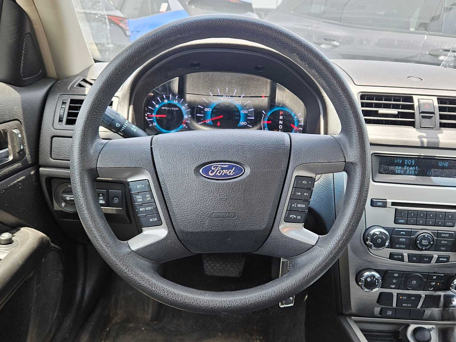 Thumbnail: 2012 Ford Fusion - 16