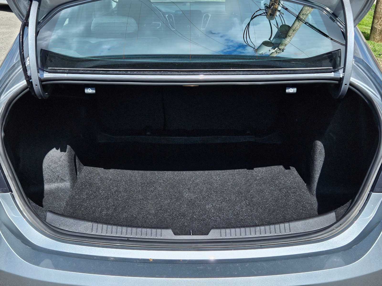 Thumbnail: 2025 Chevrolet Malibu - 21