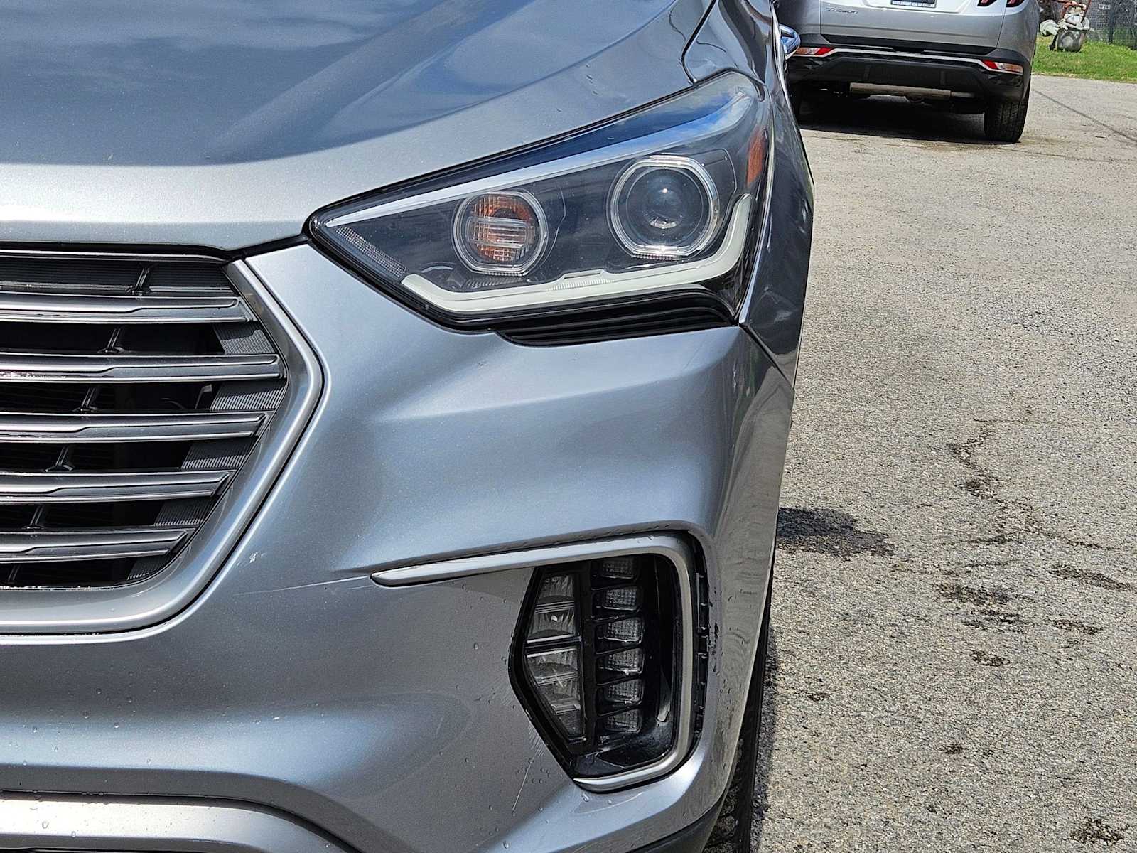 Thumbnail: 2017 Hyundai Santa Fe - 9