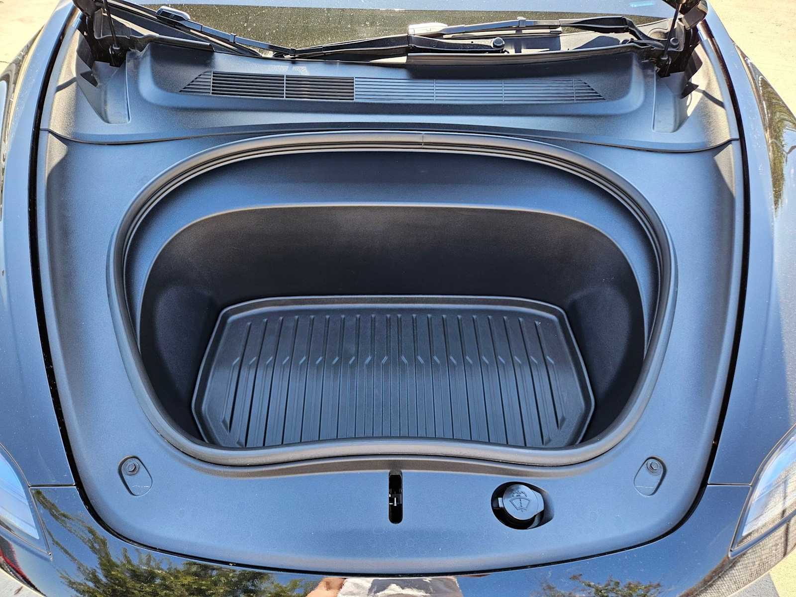 Thumbnail: 2025 Tesla Model 3 - 34