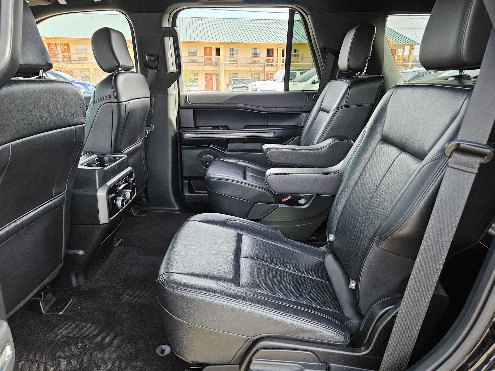 Thumbnail: 2020 Ford Expedition - 20