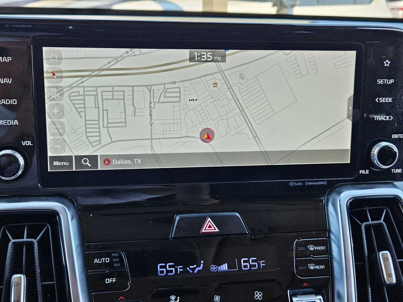 Thumbnail: 2022 Kia Sorento - 32