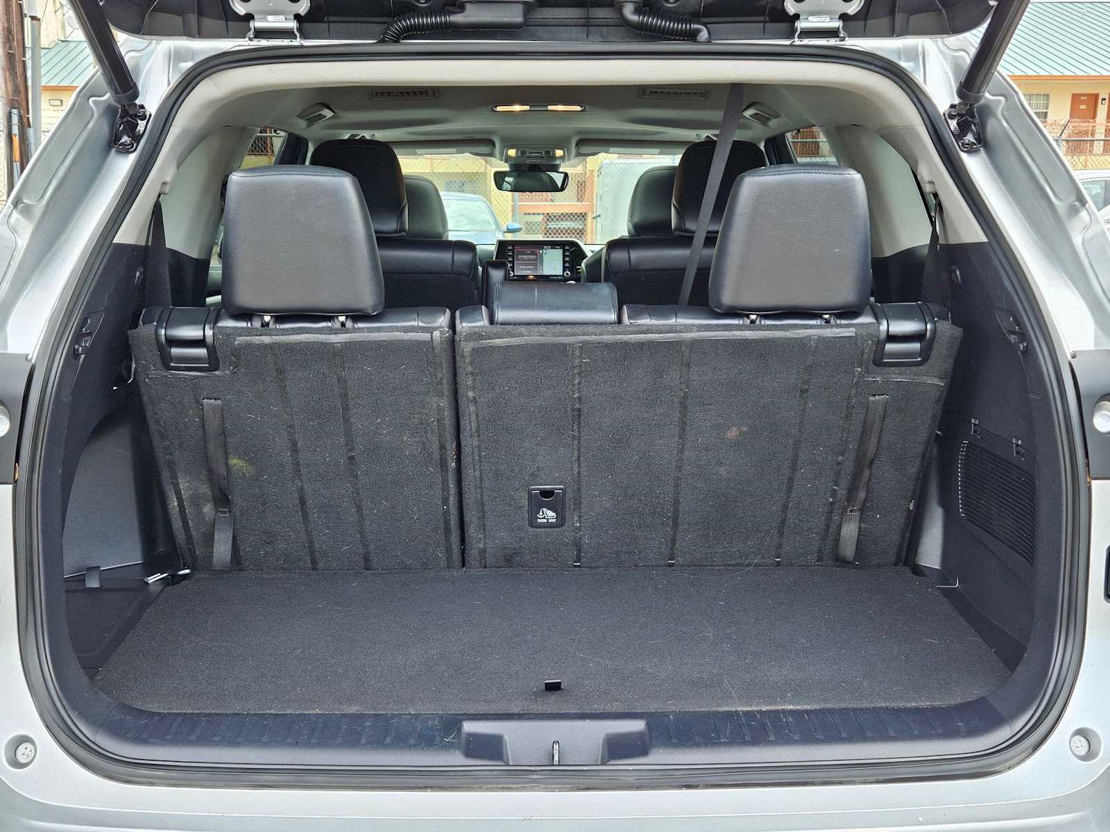 Thumbnail: 2021 Toyota Highlander - 35