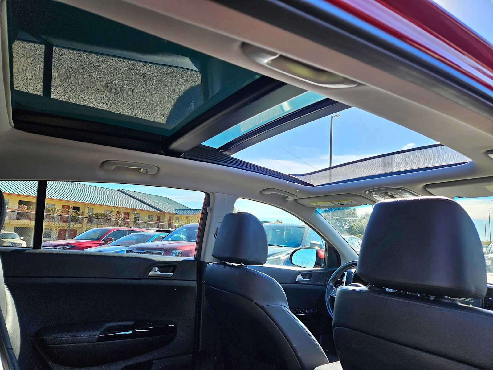 Thumbnail: 2022 Kia Sportage - 19