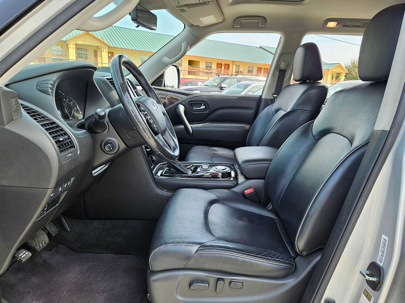 Thumbnail: 2020 INFINITI QX80 - 15