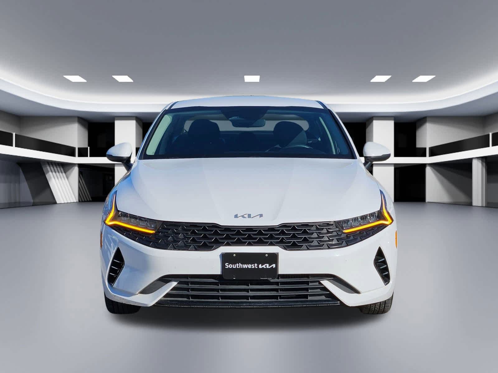 Thumbnail: 2023 Kia K5 - 9