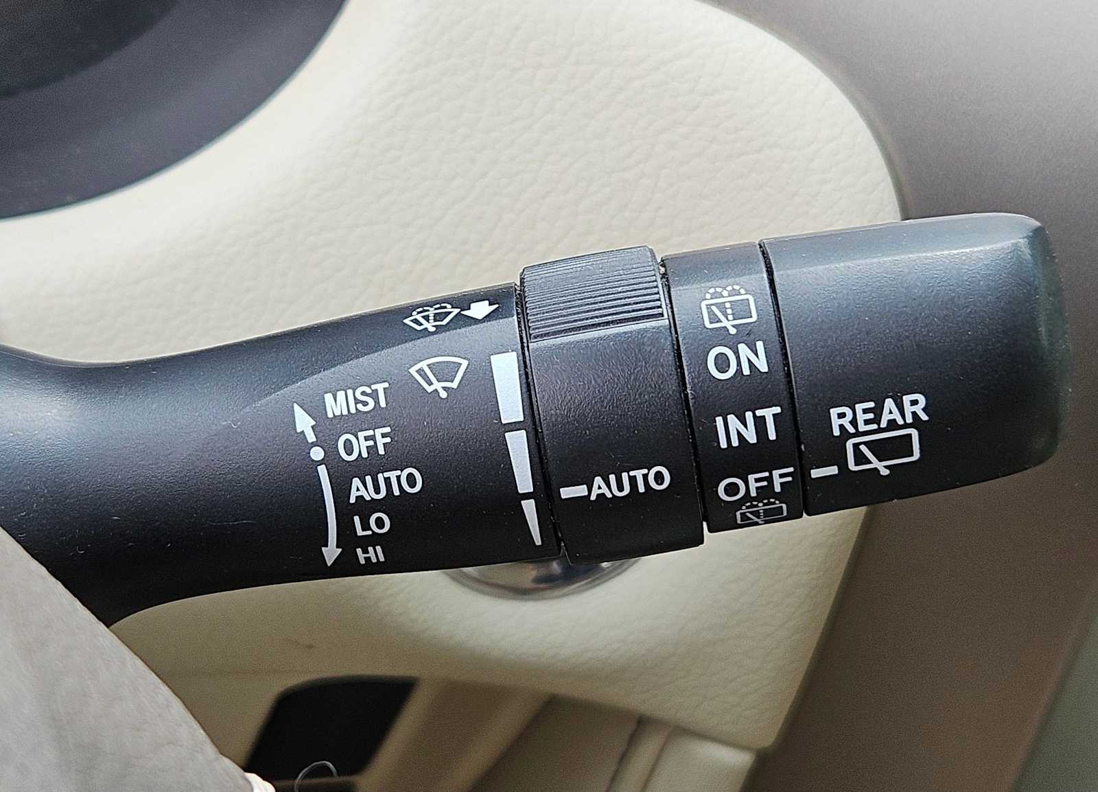 Thumbnail: 2019 Lexus GX - 19