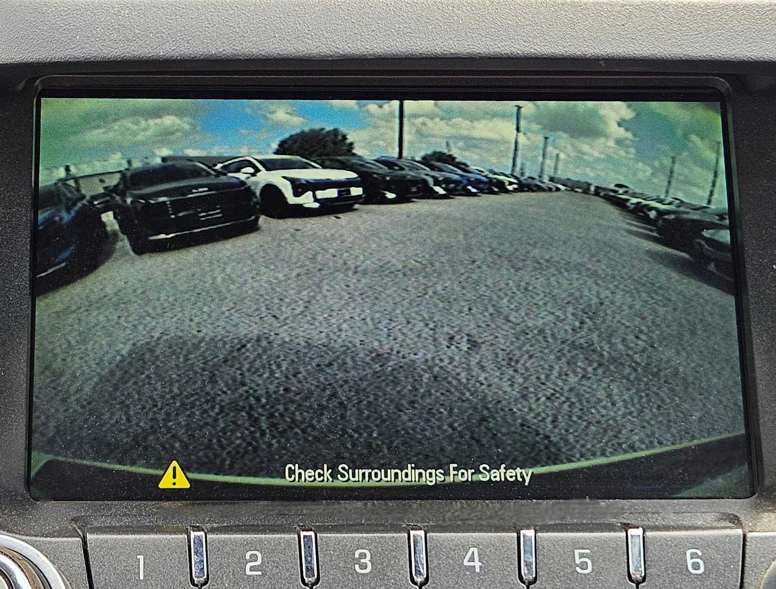 Thumbnail: 2013 Chevrolet Equinox - 12