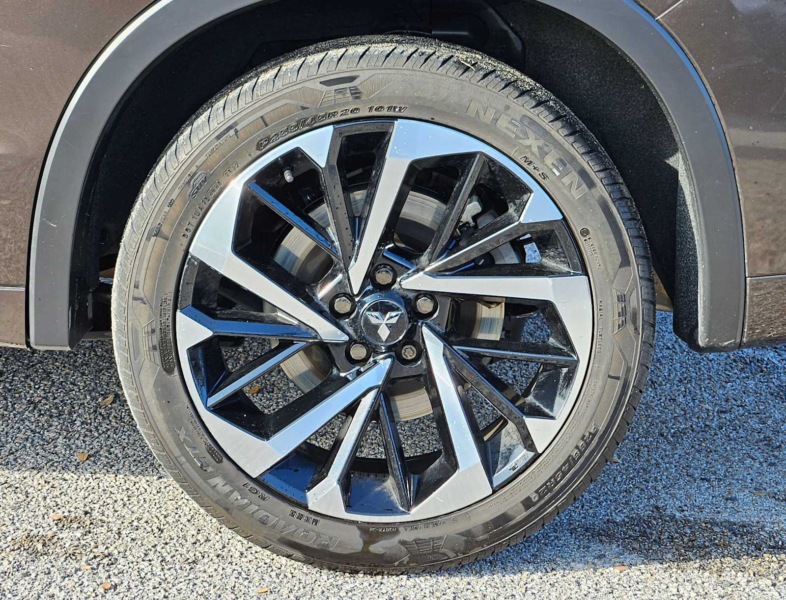 Thumbnail: 2022 Mitsubishi Outlander - 15