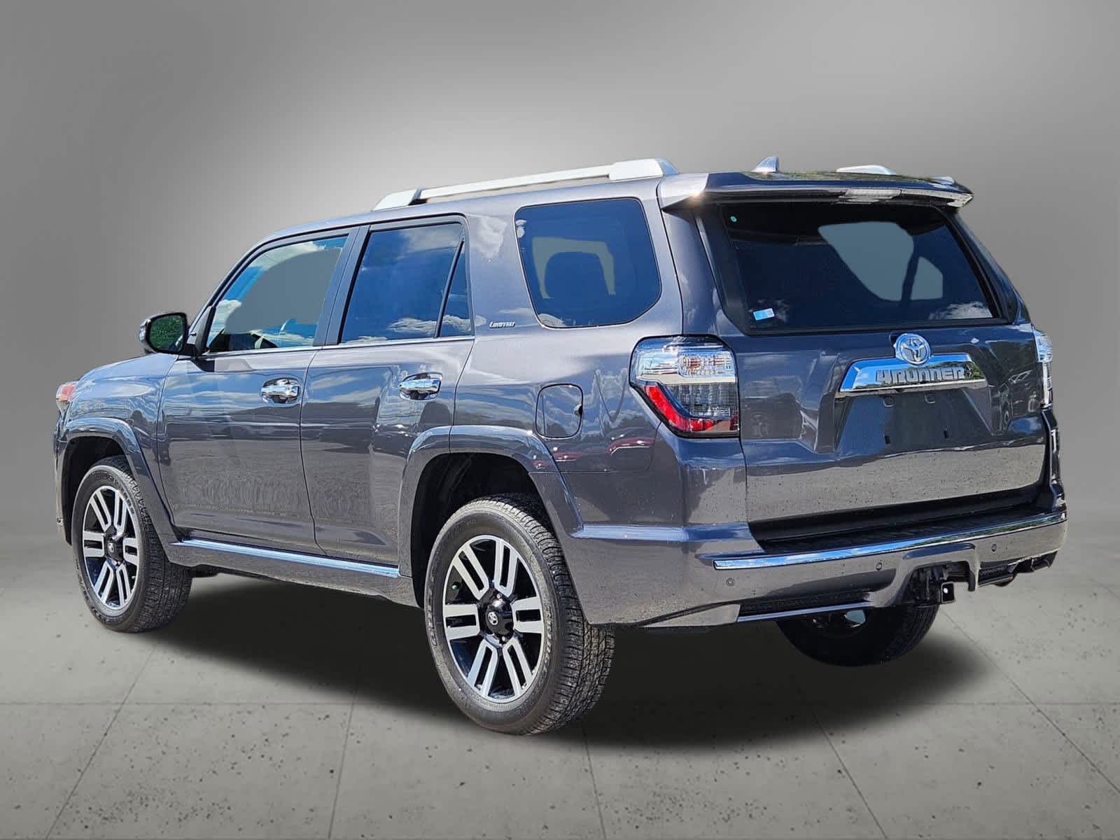 2023 Toyota 4Runner Limited photo 4