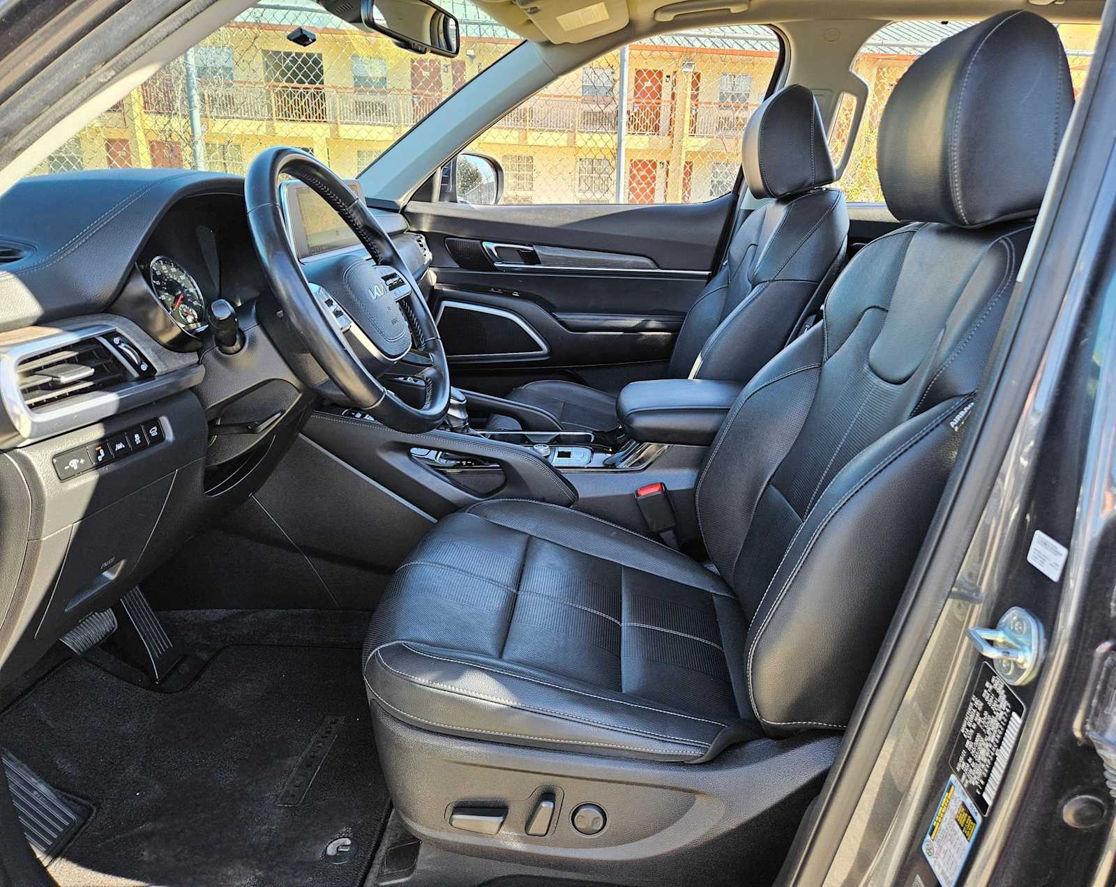 Thumbnail: 2022 Kia Telluride - 15