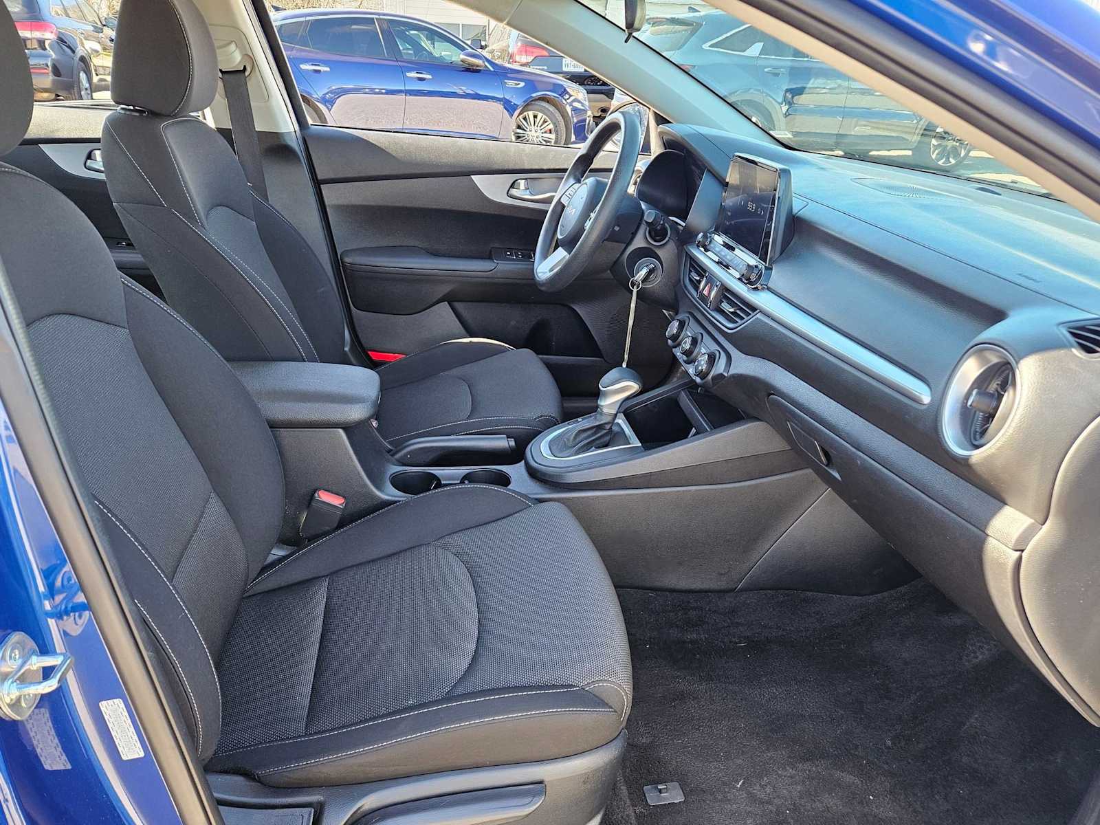 Thumbnail: 2024 Kia Forte - 17