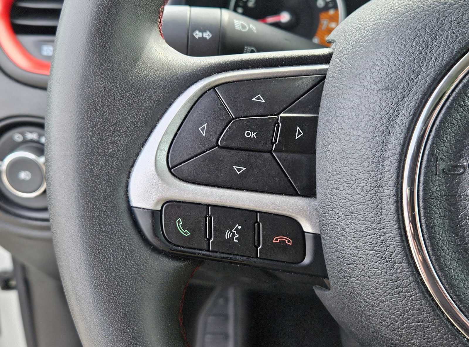 Thumbnail: 2023 Jeep Renegade - 19