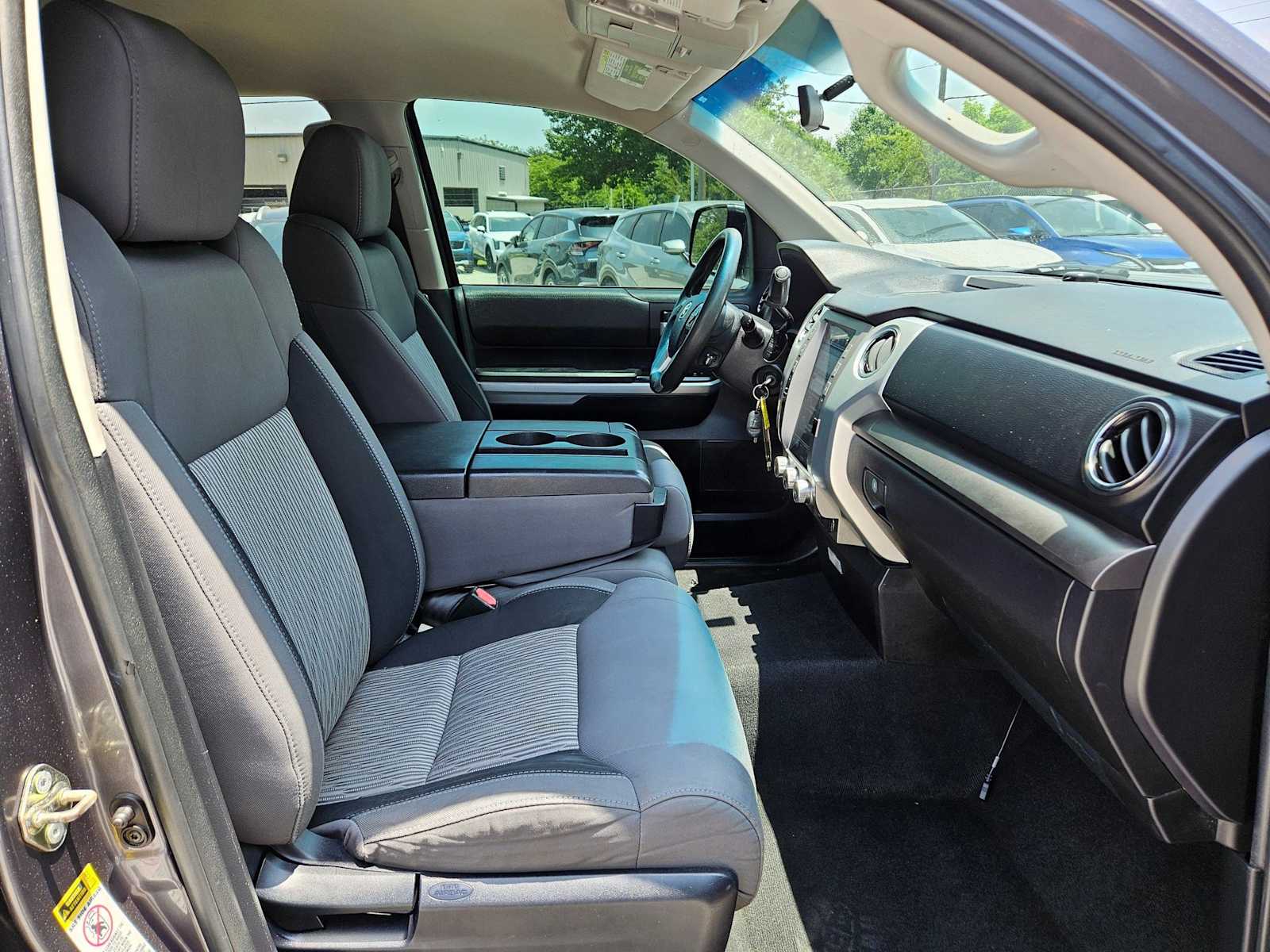 Thumbnail: 2016 Toyota Tundra - 19