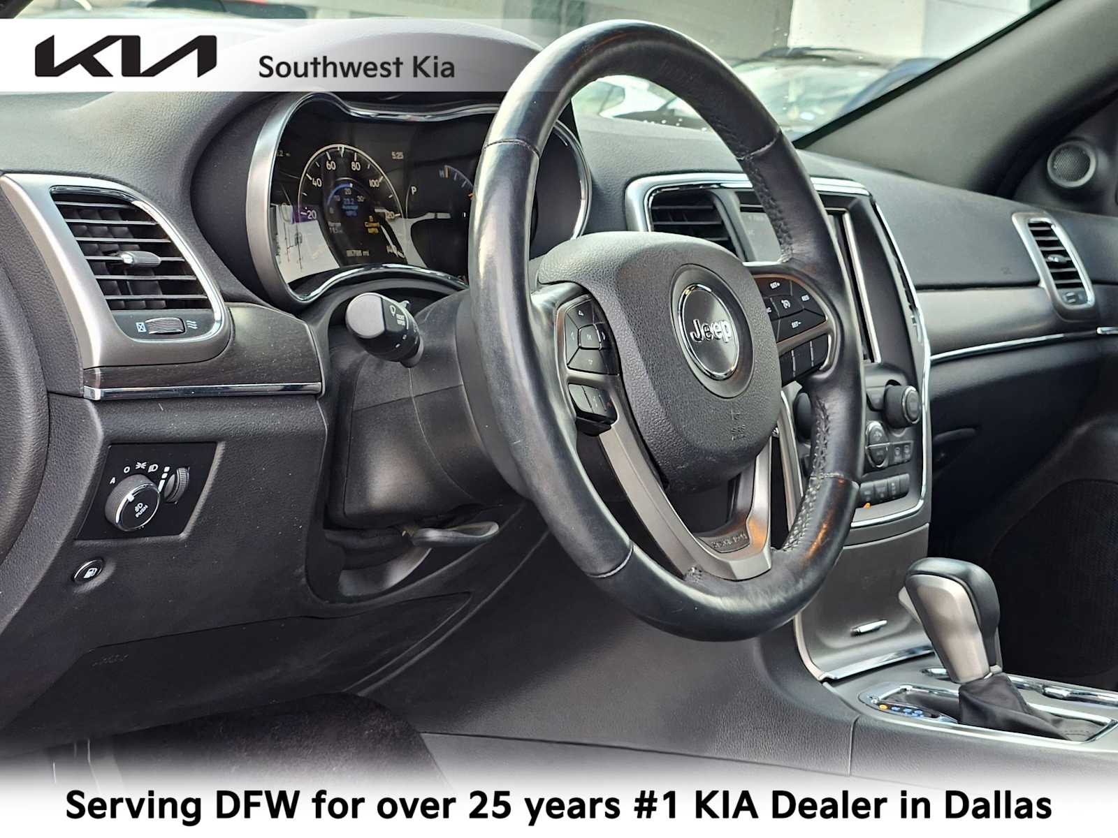 Thumbnail: 2018 Jeep Grand Cherokee - 1