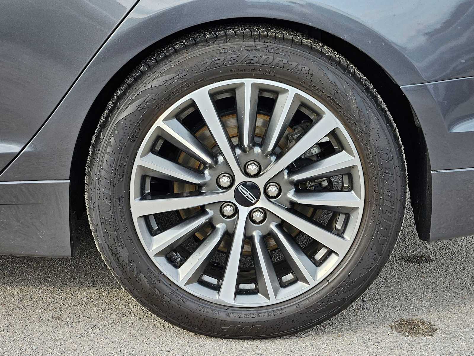 Thumbnail: 2019 Lincoln MKZ - 14