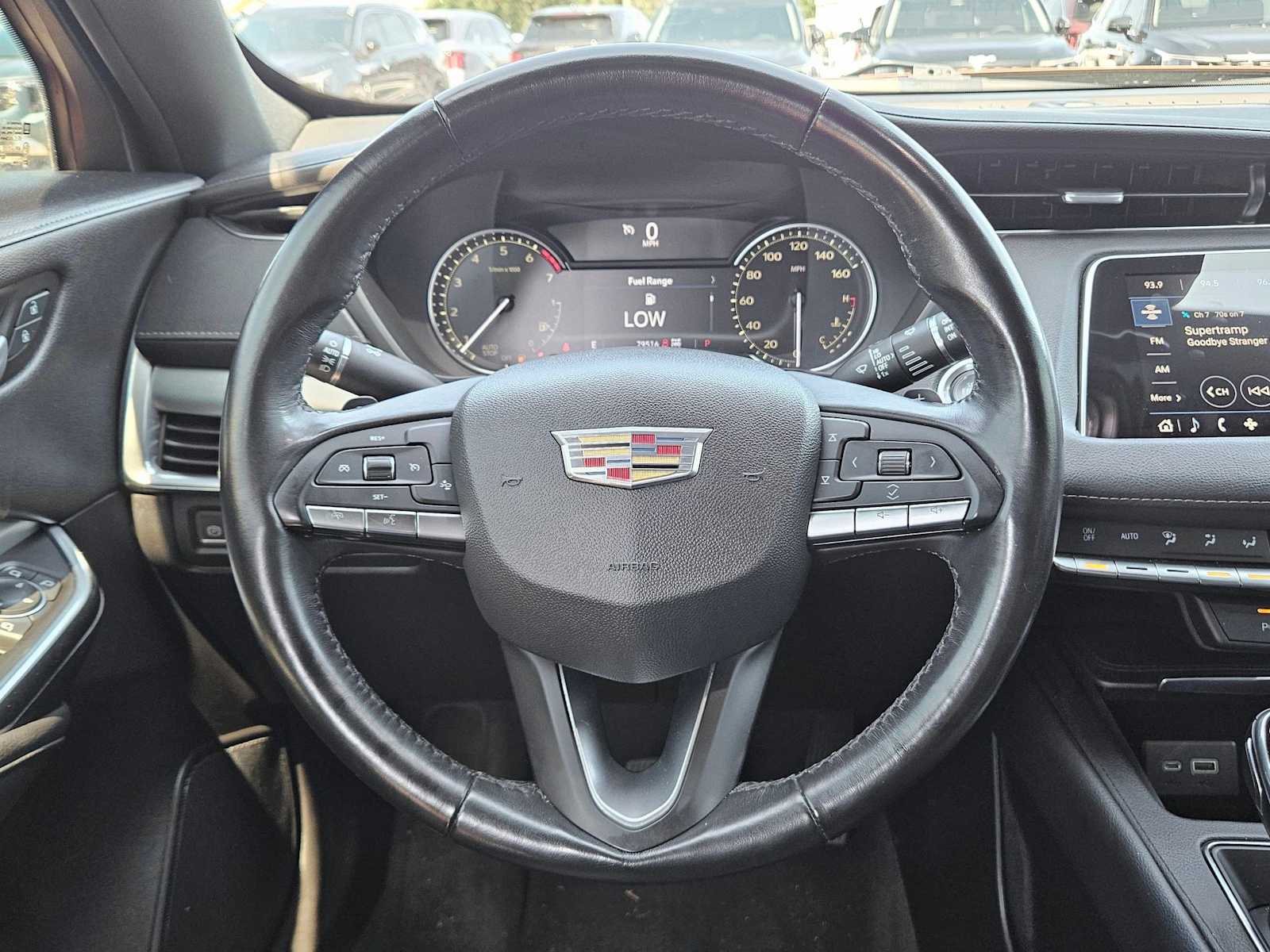 Thumbnail: 2021 Cadillac XT4 - 21