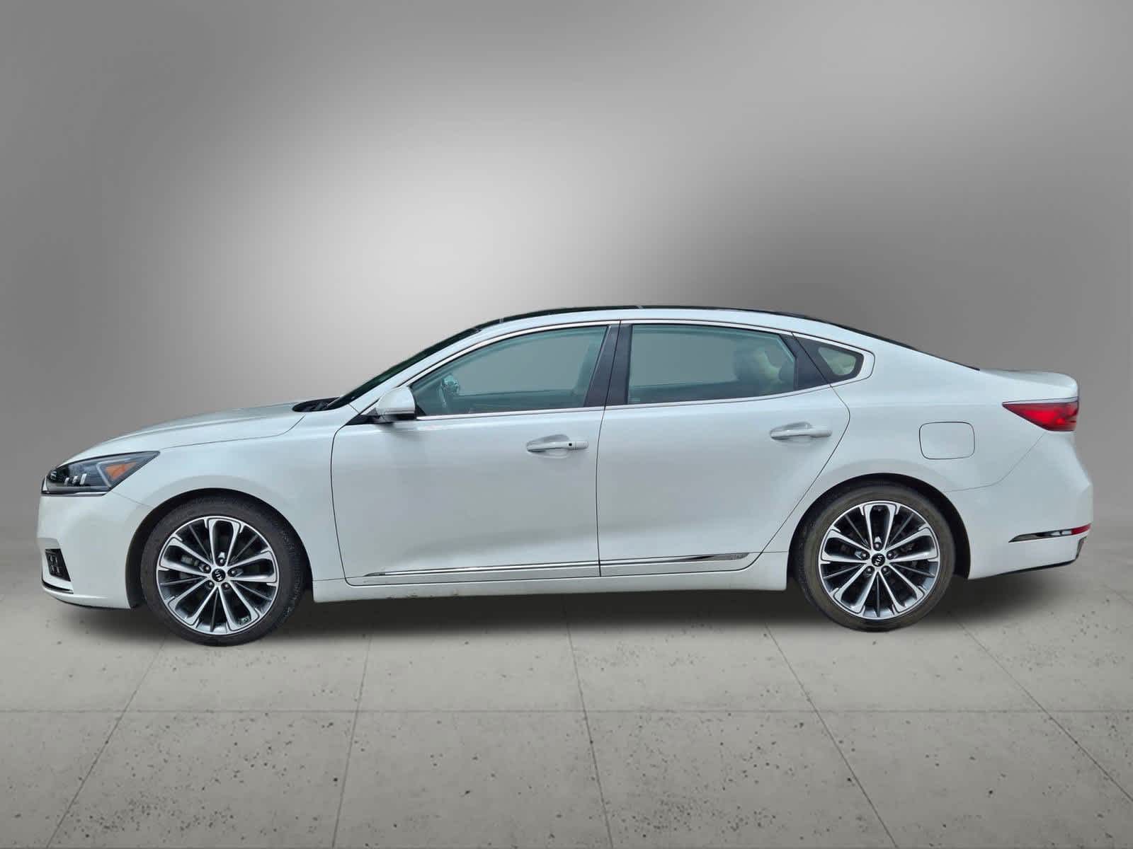 2019 Kia Cadenza Technology 3