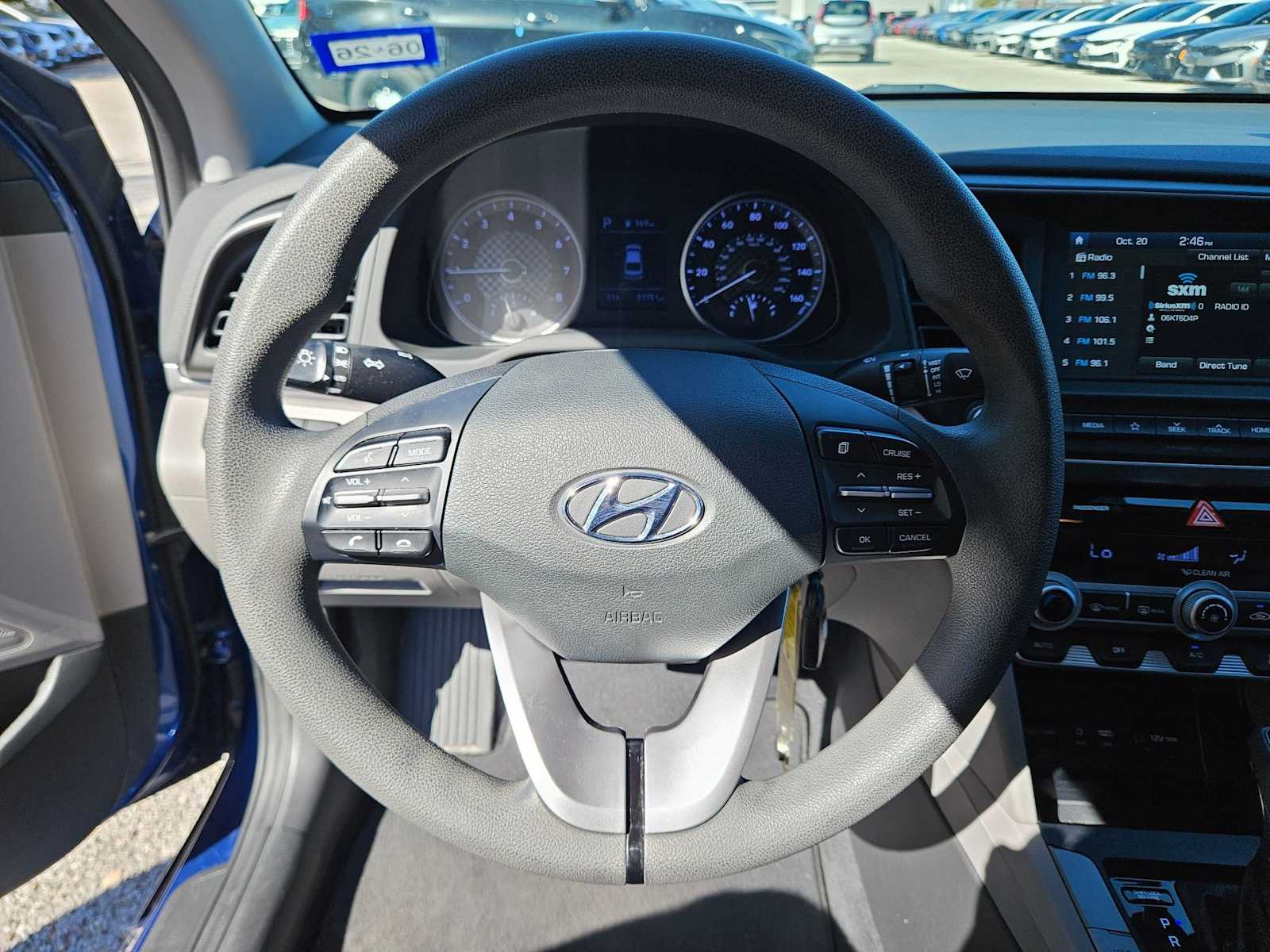 Thumbnail: 2020 Hyundai Elantra - 10