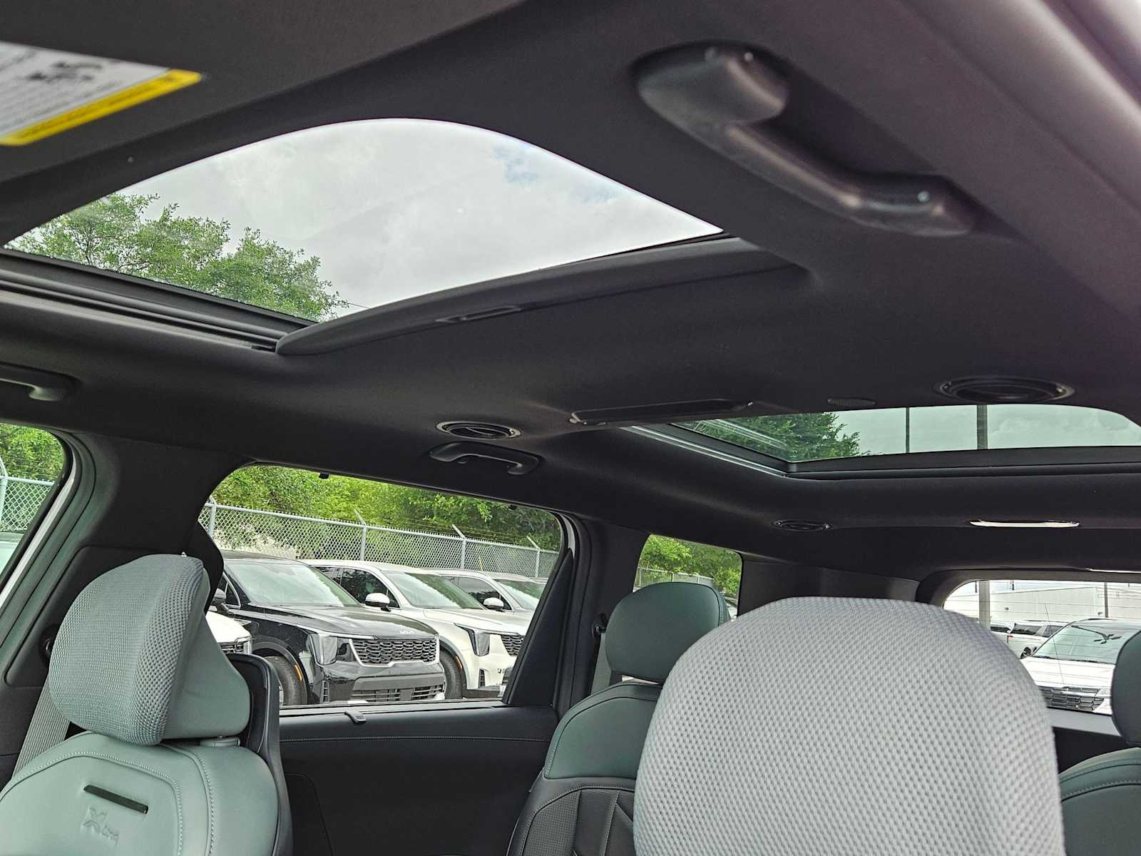 Thumbnail: 2027 Kia Telluride - 18