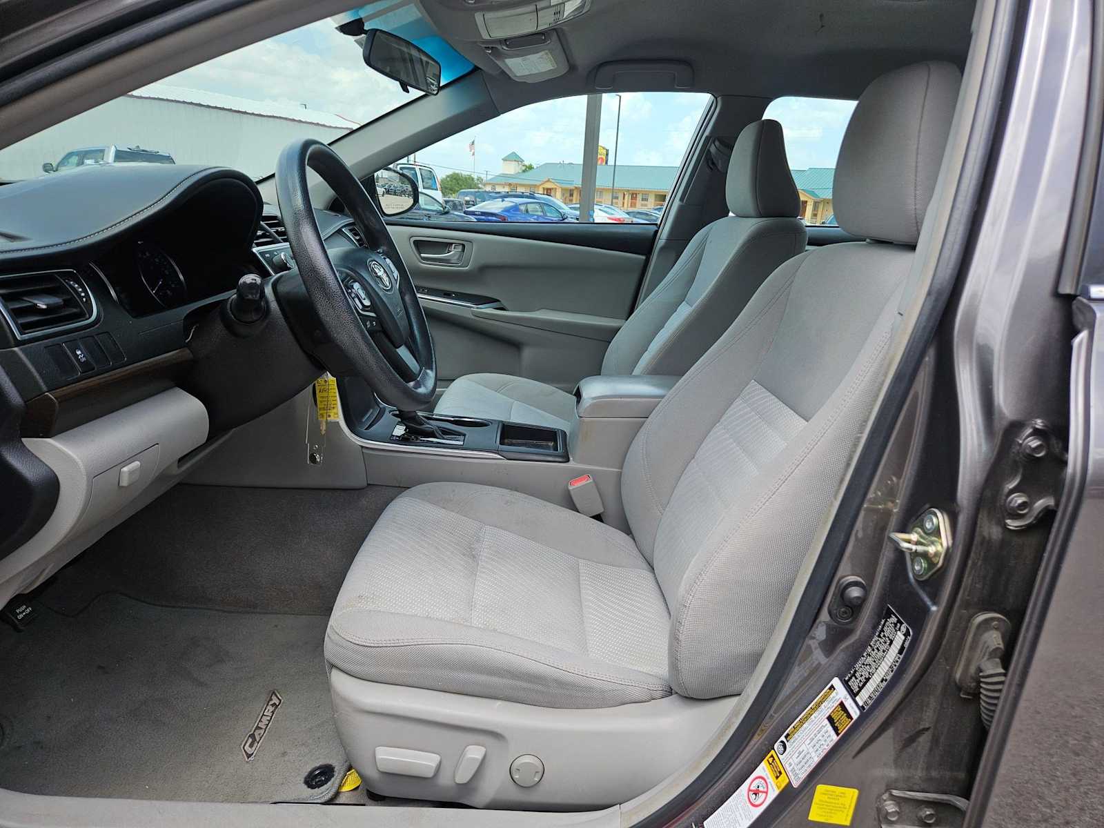 2016 Toyota Camry LE 13