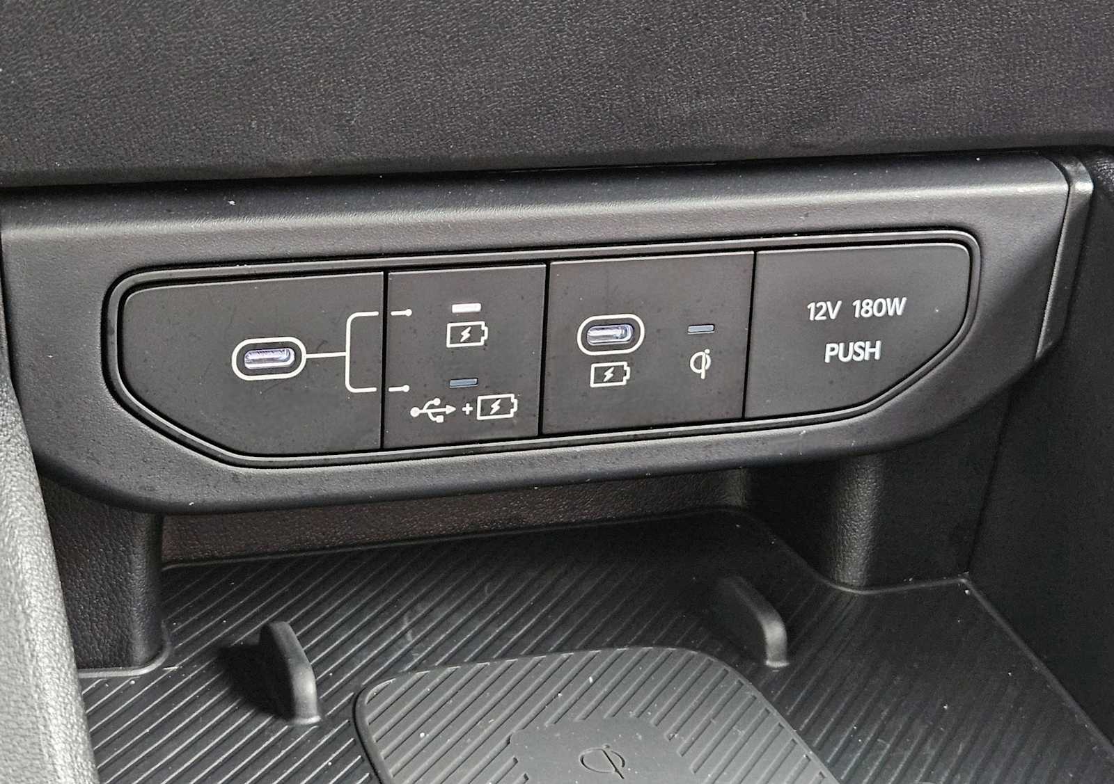 Thumbnail: 2025 Kia K4 - 29