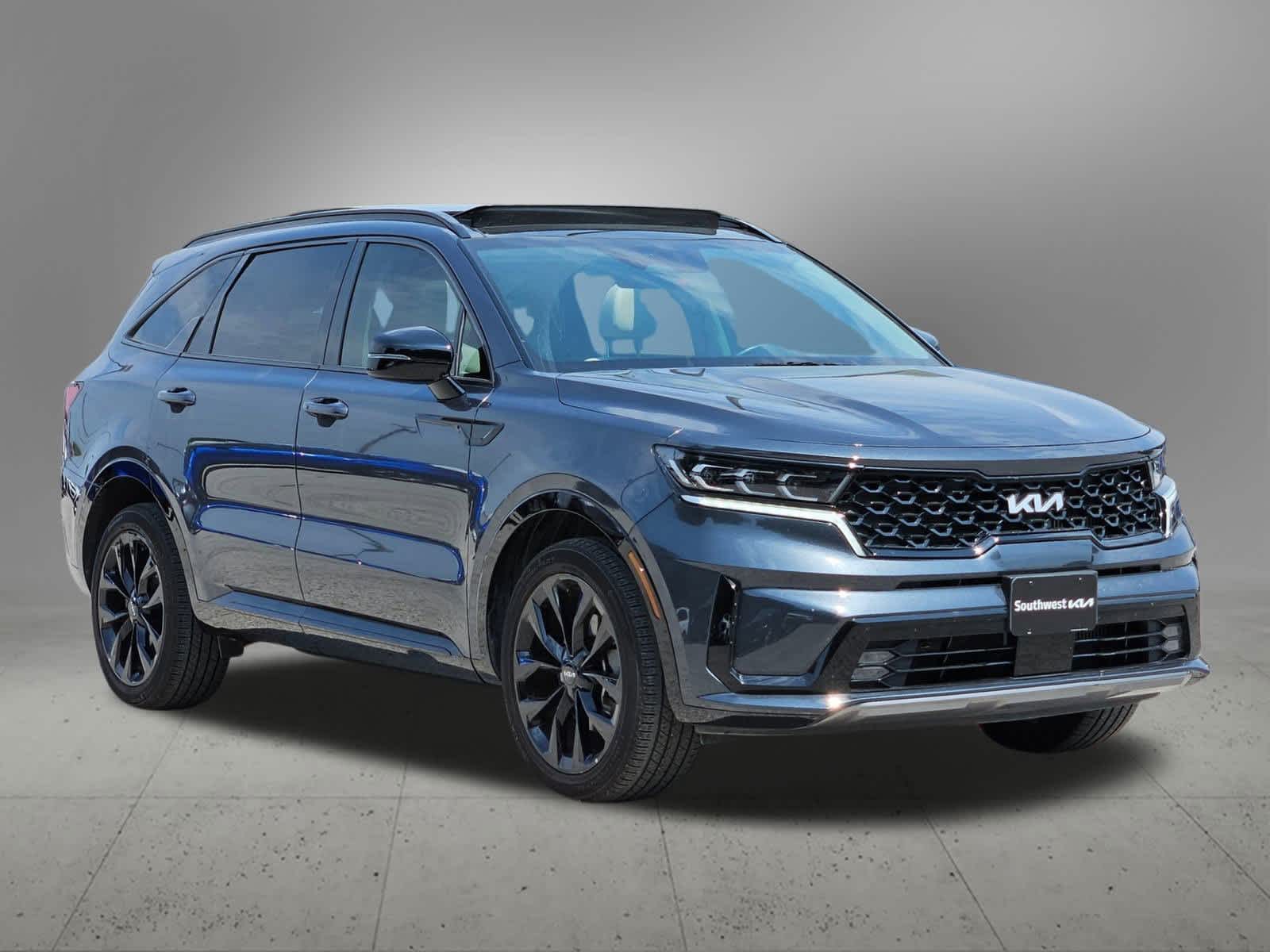 Thumbnail: 2023 Kia Sorento - 8