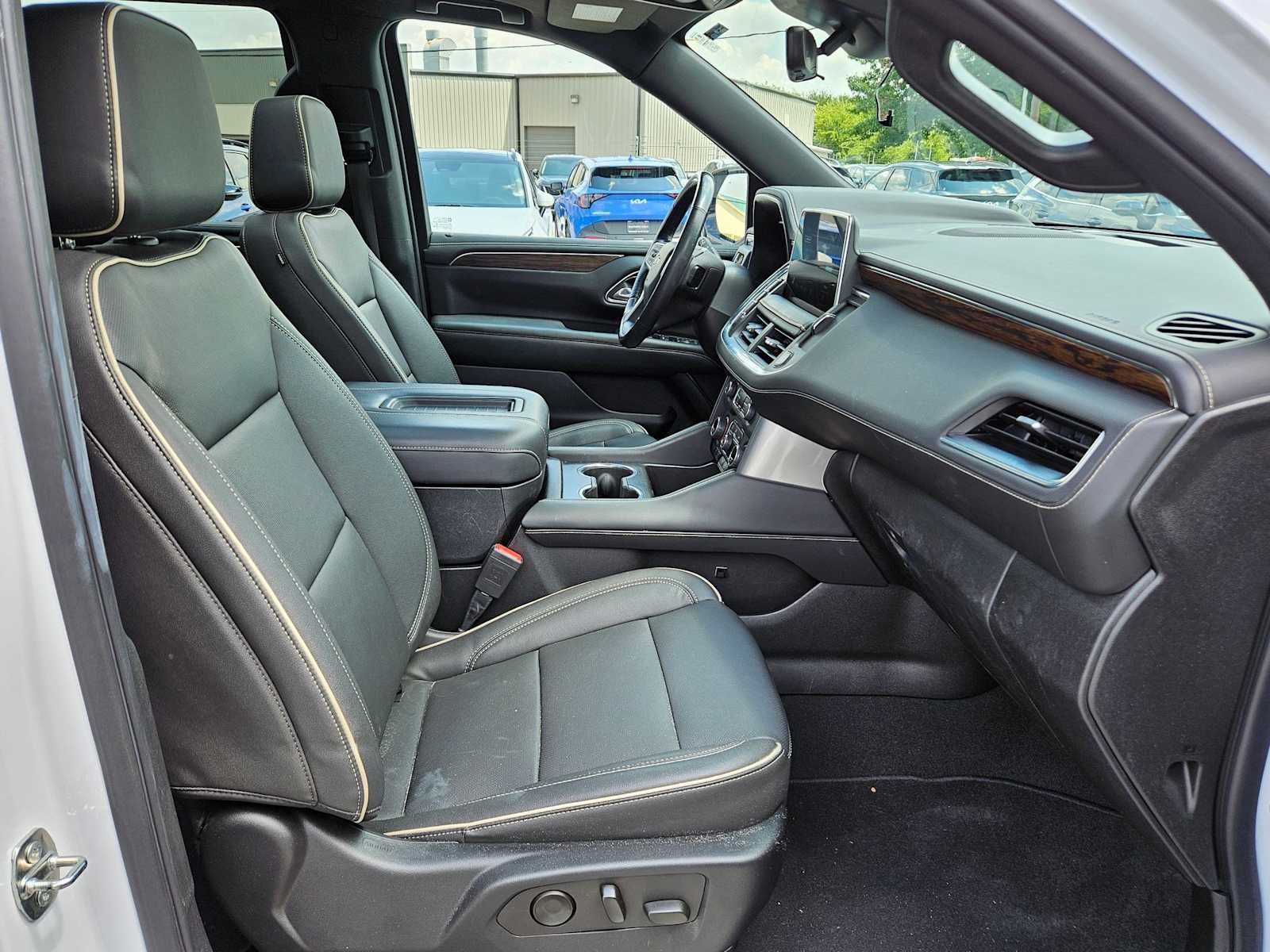 Thumbnail: 2023 Chevrolet Tahoe - 22