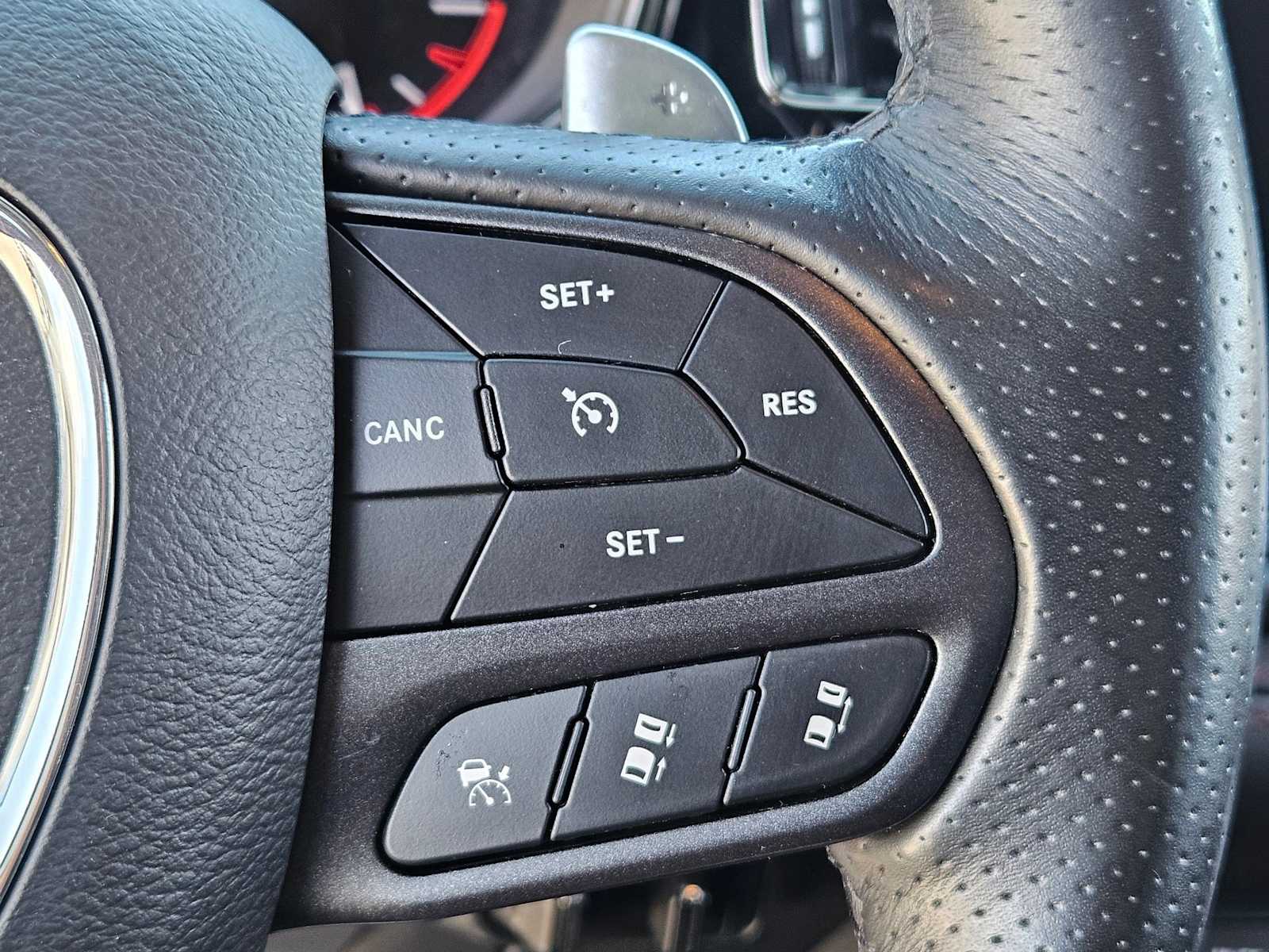 Thumbnail: 2023 Dodge Durango - 24