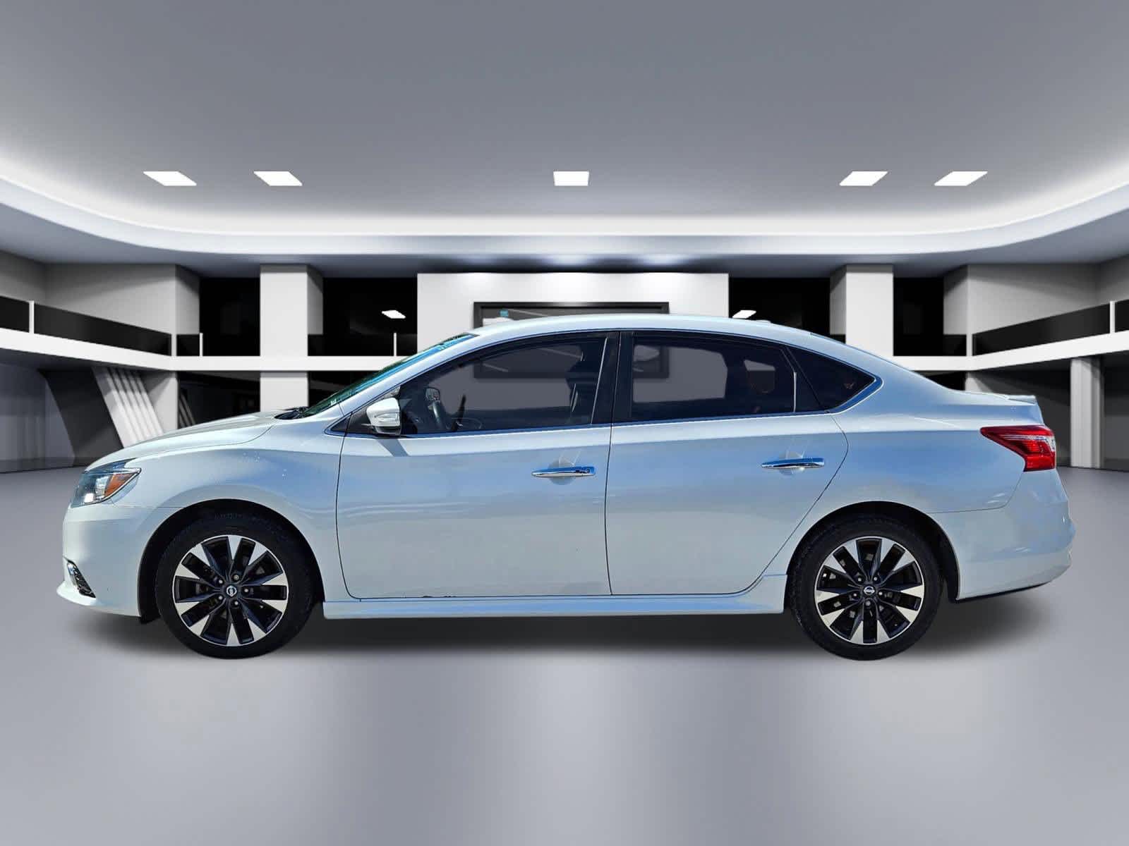 Thumbnail: 2017 Nissan Sentra - 3