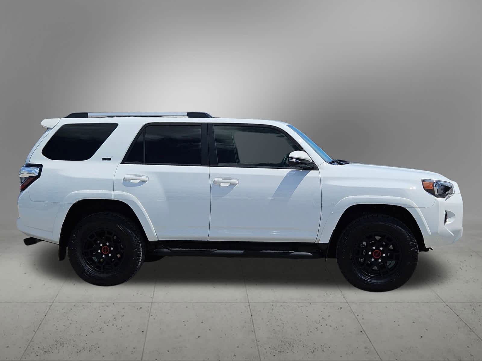 Thumbnail: 2024 Toyota 4Runner - 7