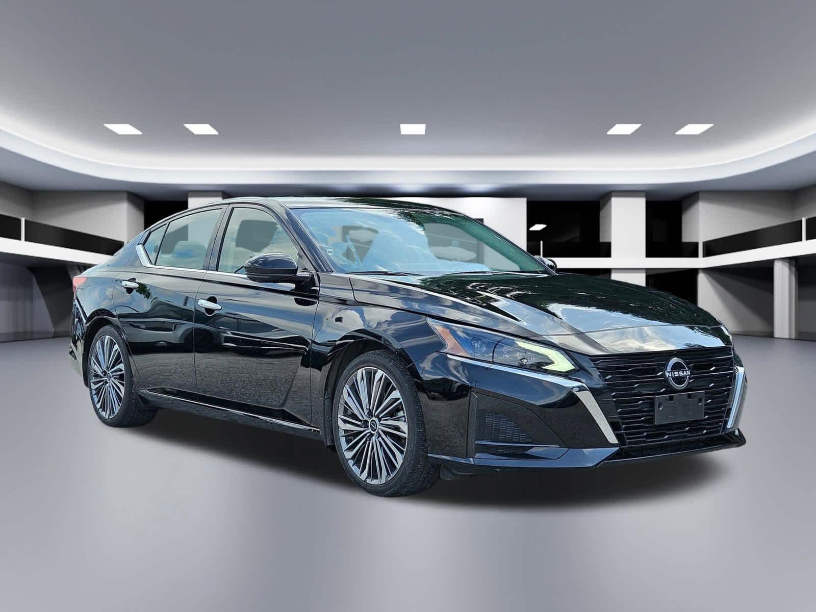 Thumbnail: 2024 Nissan Altima - 8