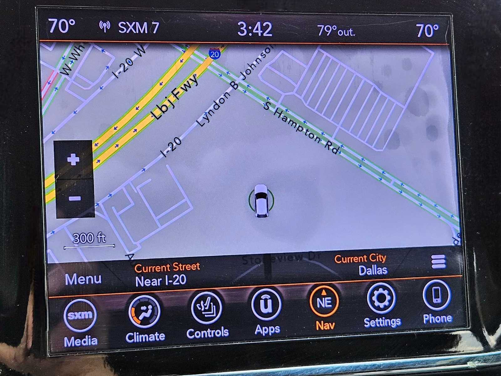 Thumbnail: 2020 Jeep Grand Cherokee - 20