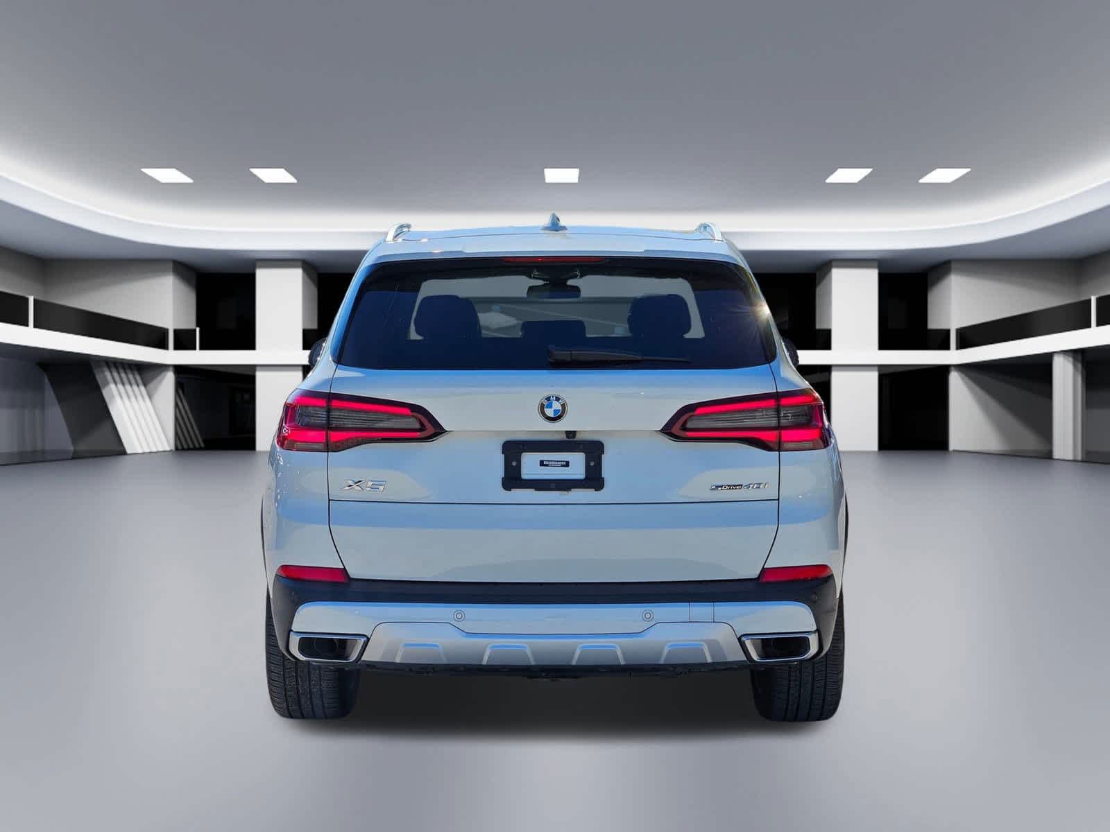 Thumbnail: 2023 BMW X5 - 5