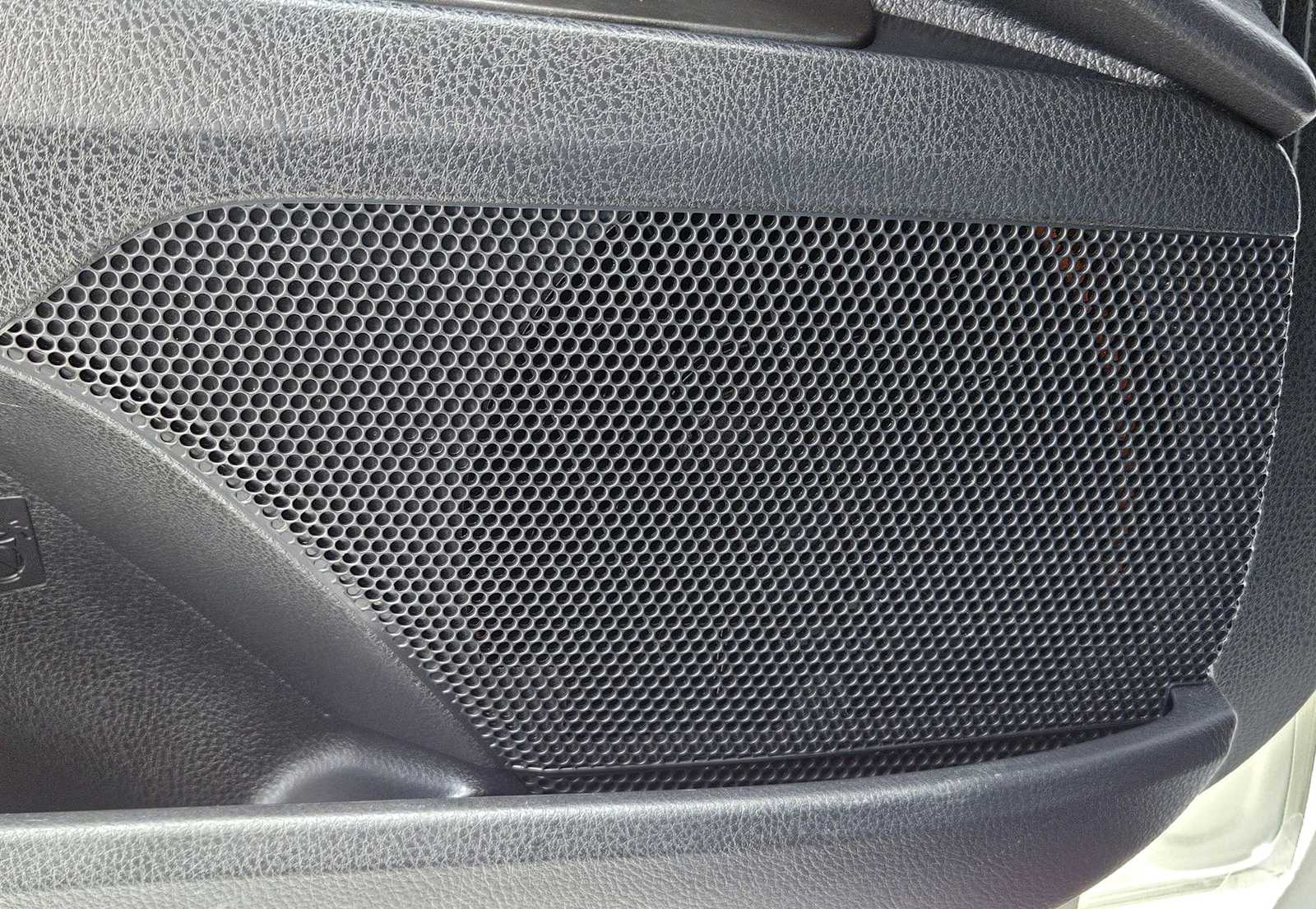 Thumbnail: 2022 Toyota Camry - 30