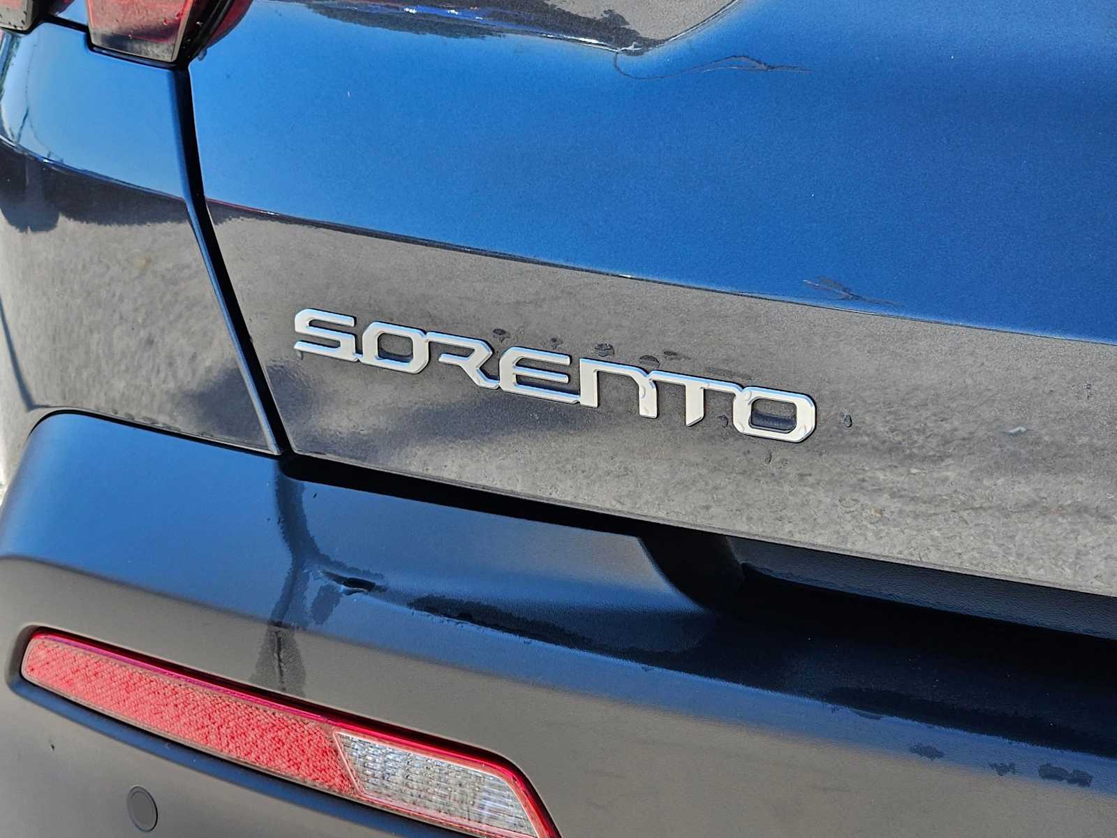 Thumbnail: 2023 Kia Sorento - 11