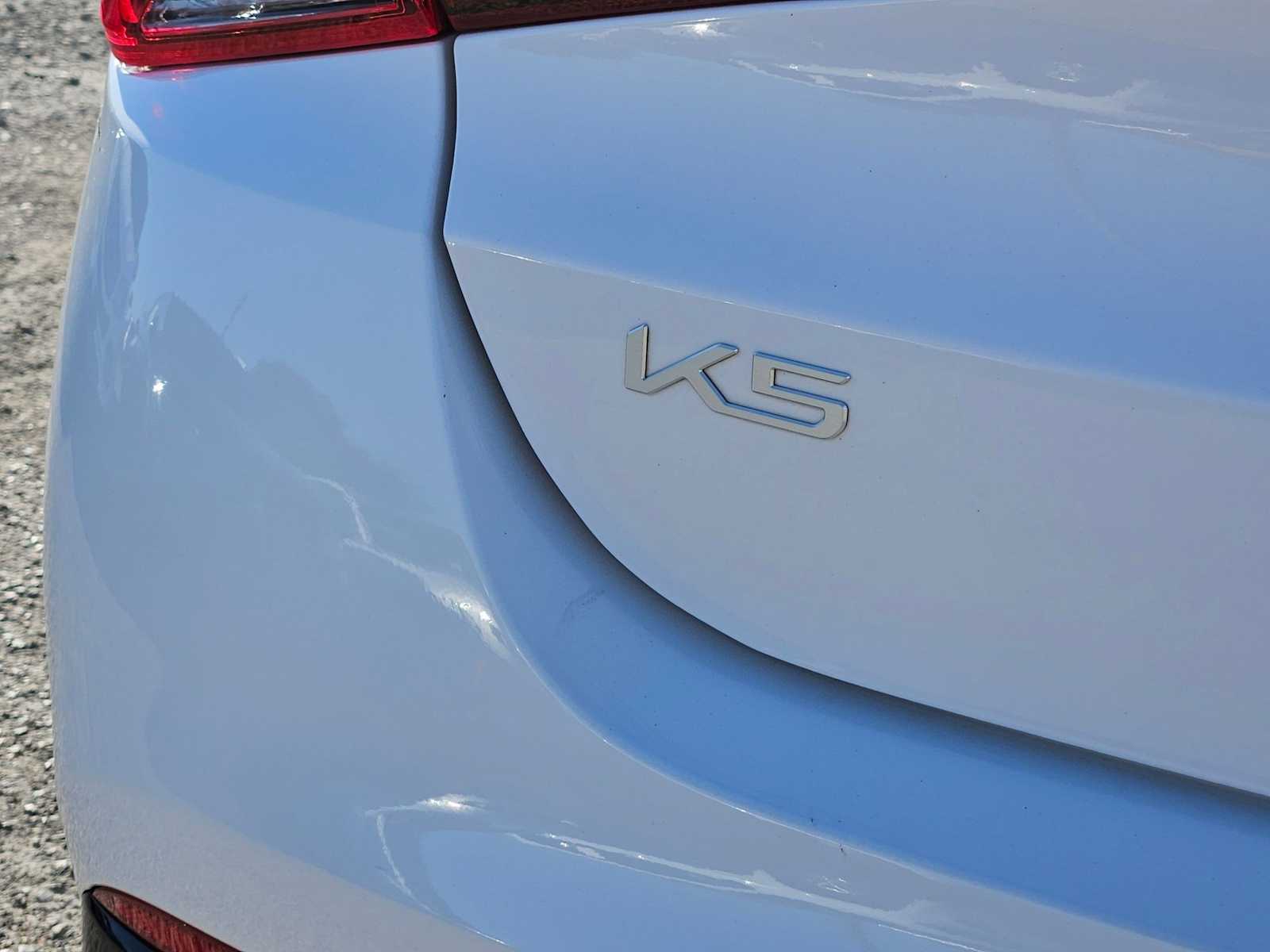 Thumbnail: 2023 Kia K5 - 13