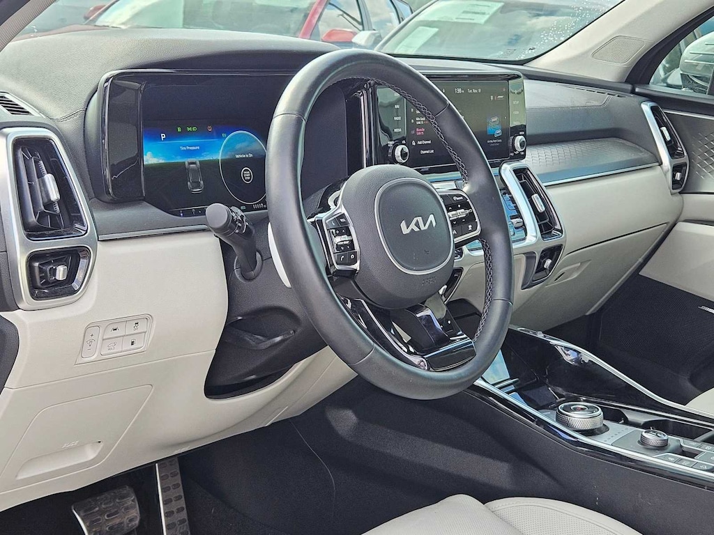 Used 2023 Kia Sorento Plug-In Hybrid SX Prestige SUV