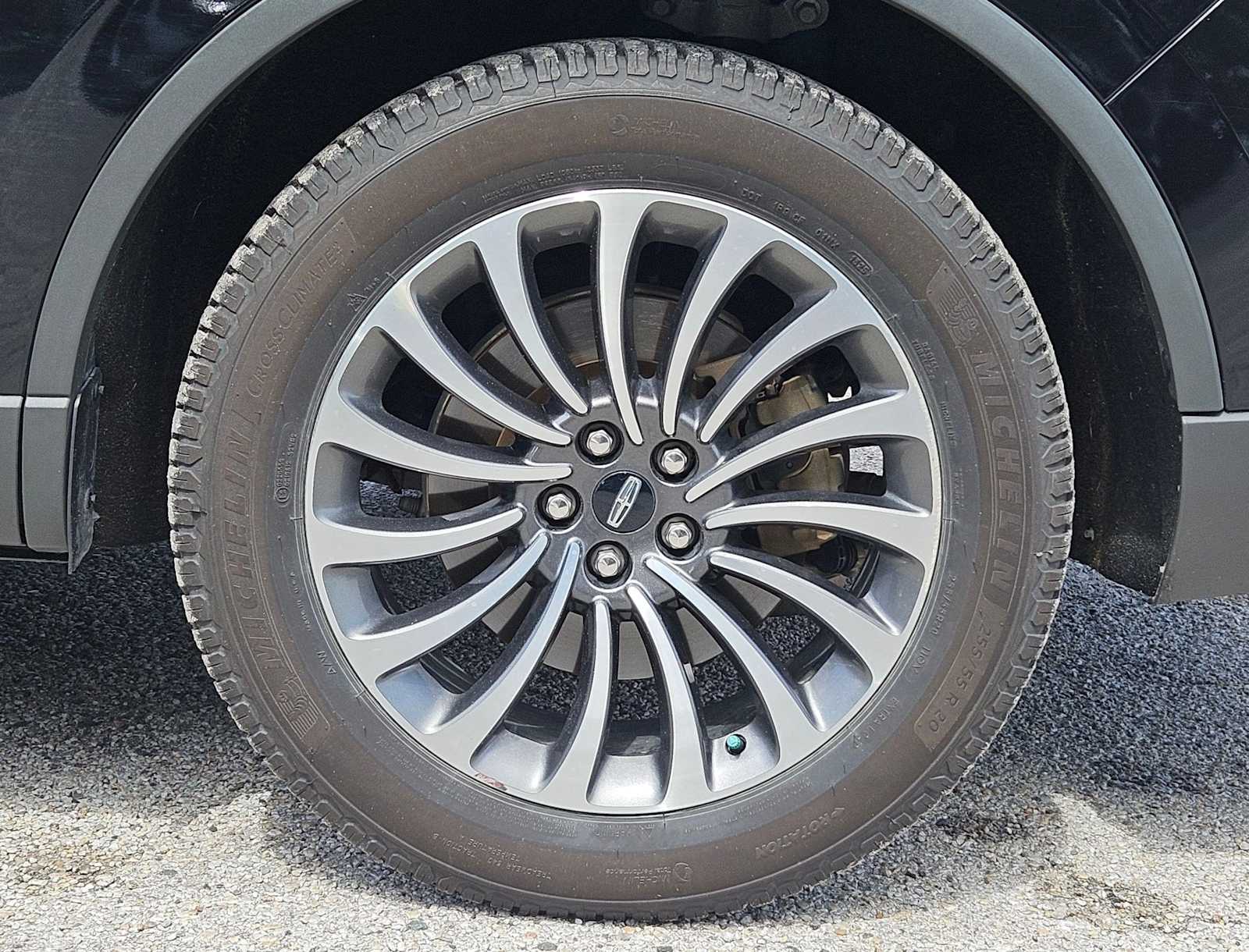Thumbnail: 2021 Lincoln Aviator - 12