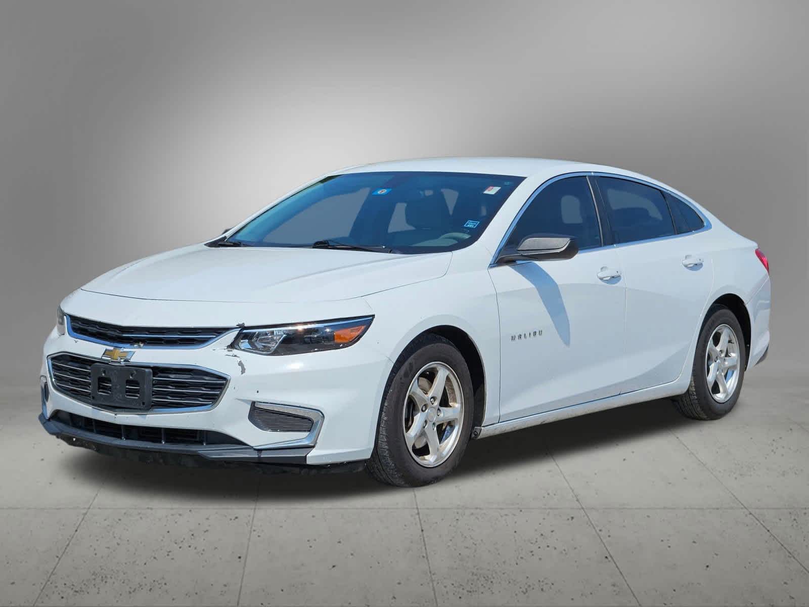 Thumbnail: 2016 Chevrolet Malibu - 9