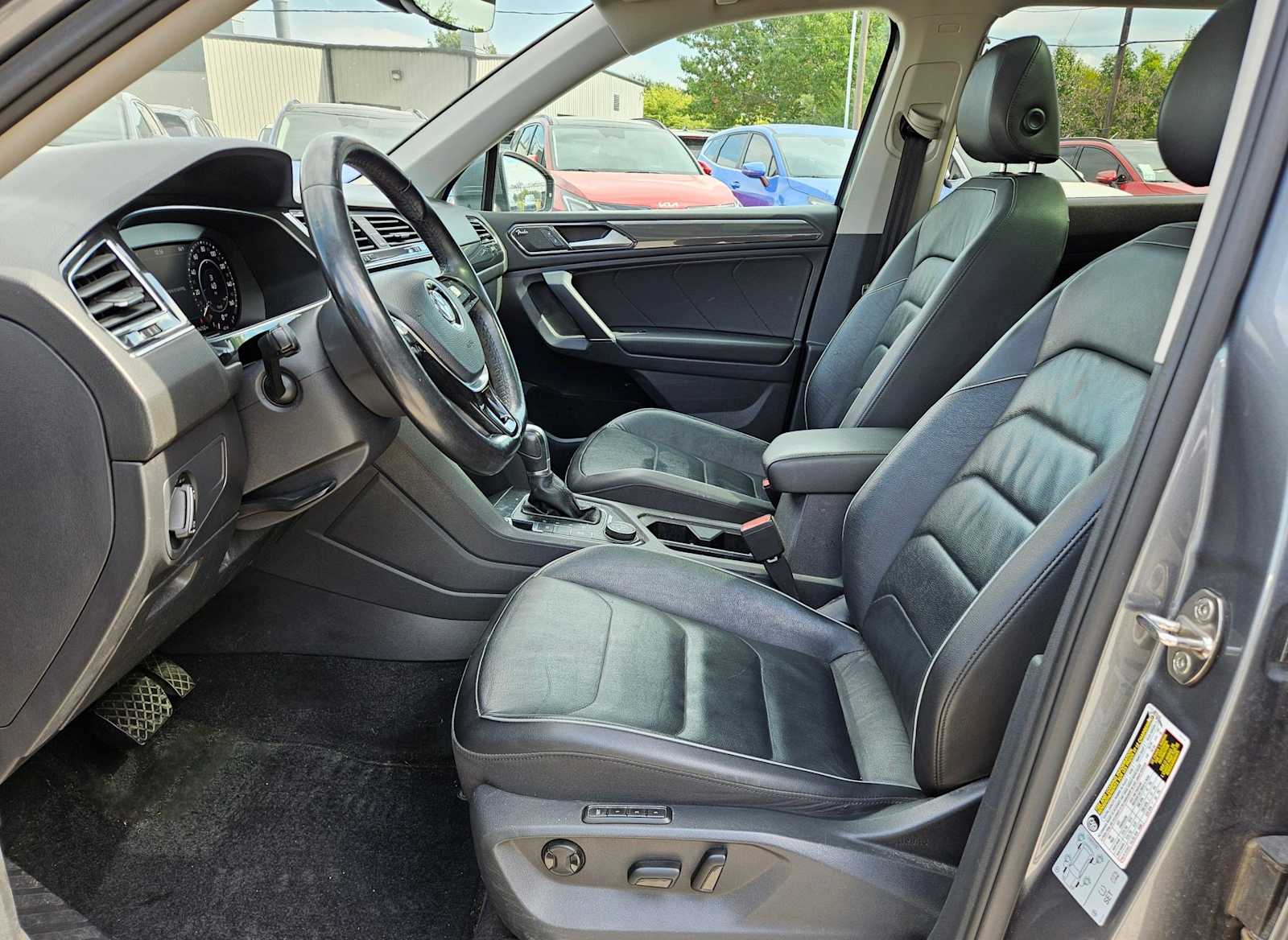 Thumbnail: 2018 Volkswagen Tiguan - 15