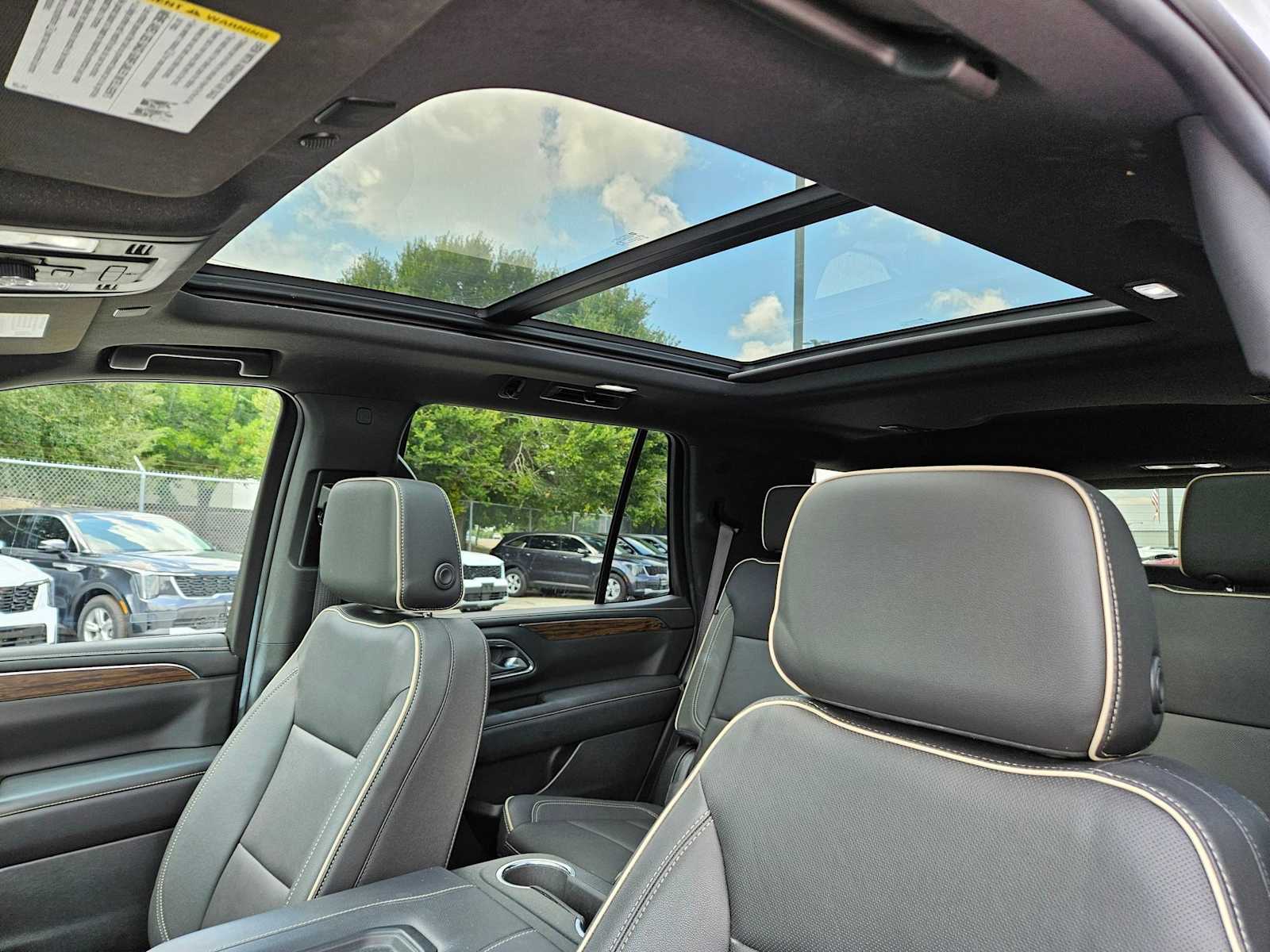 Thumbnail: 2023 Chevrolet Tahoe - 16