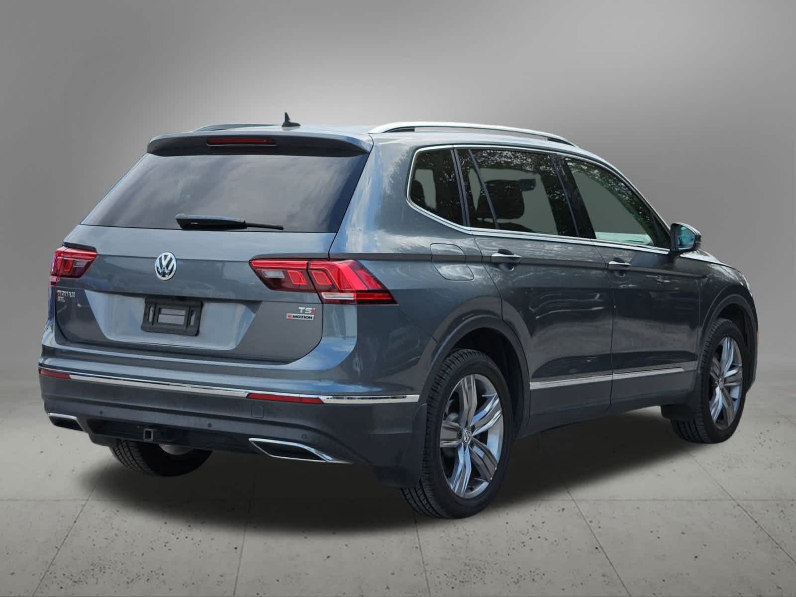 Thumbnail: 2018 Volkswagen Tiguan - 5