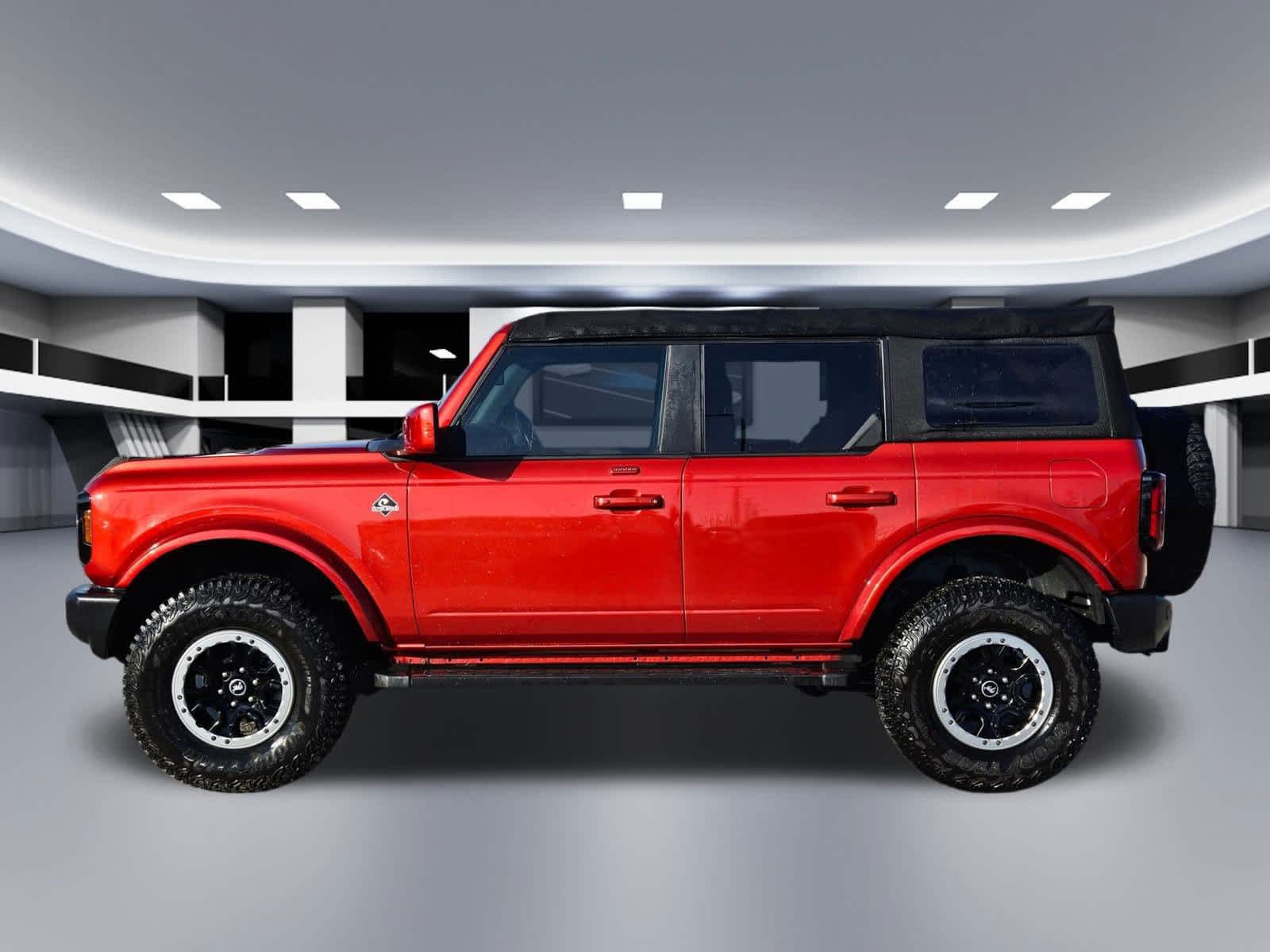 Thumbnail: 2022 Ford Bronco - 3