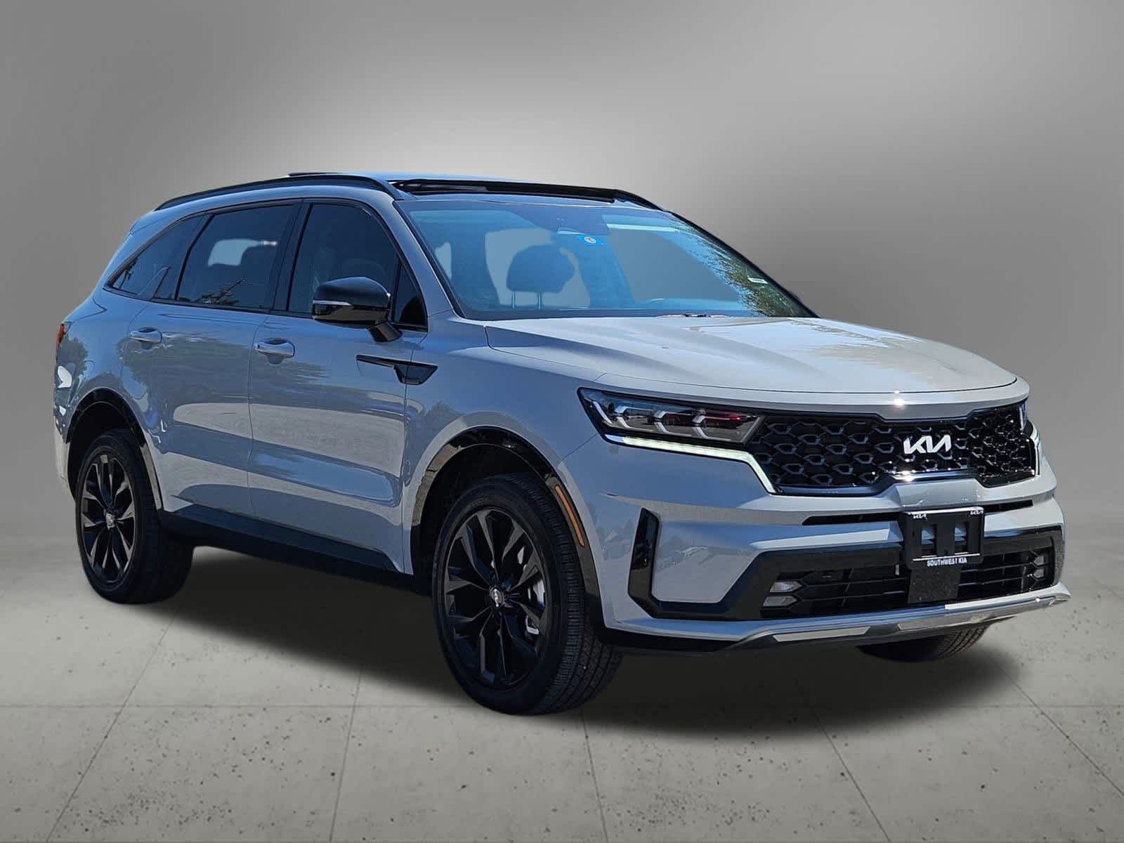 Thumbnail: 2023 Kia Sorento - 7