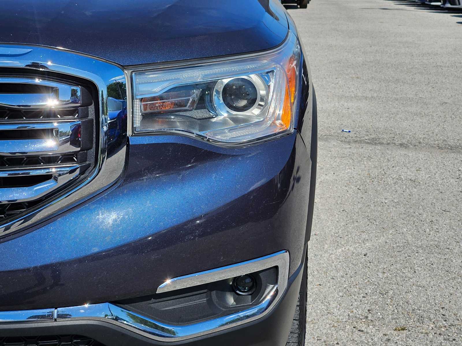 Thumbnail: 2018 GMC Acadia - 10
