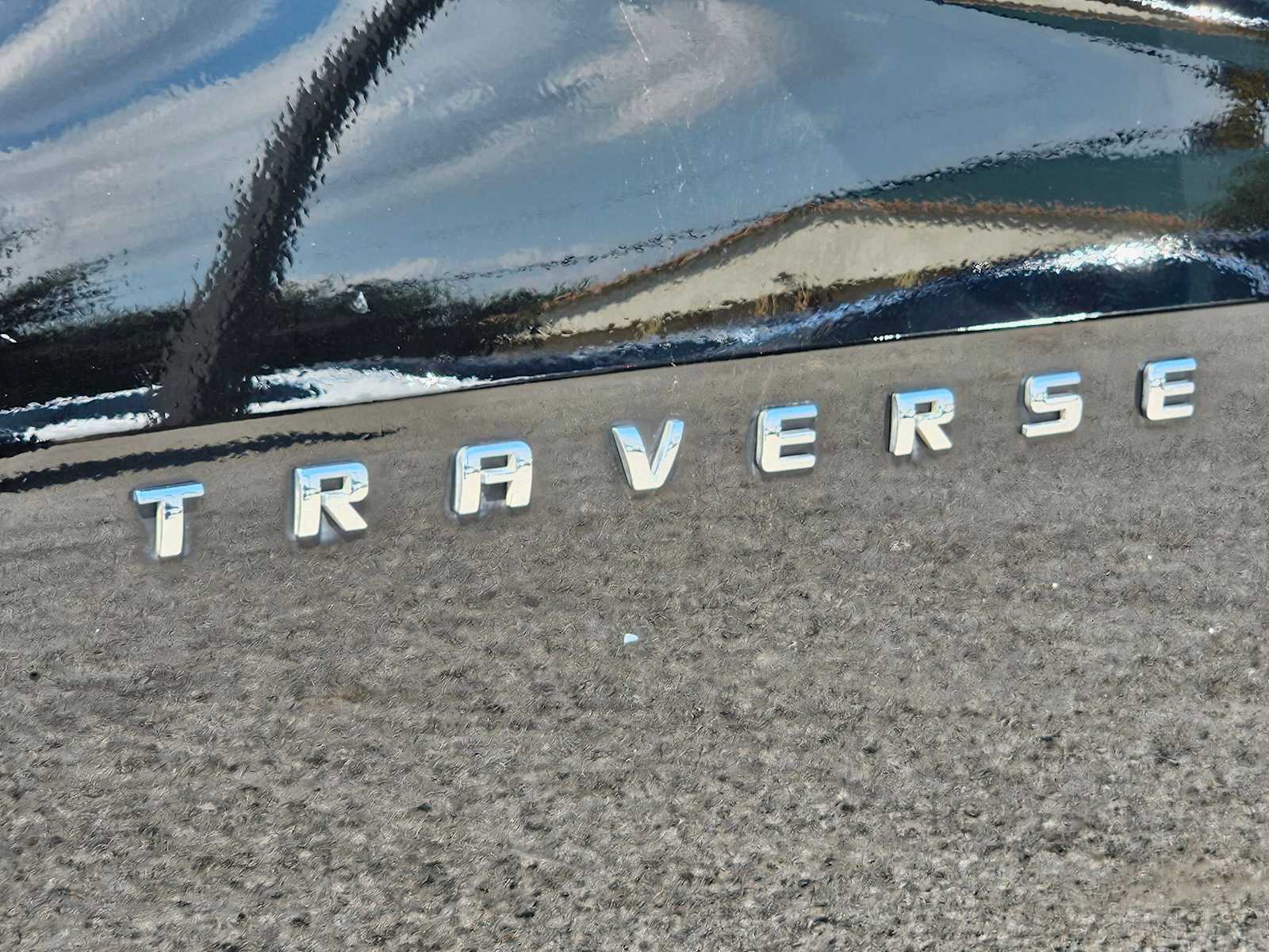 Thumbnail: 2020 Chevrolet Traverse - 9