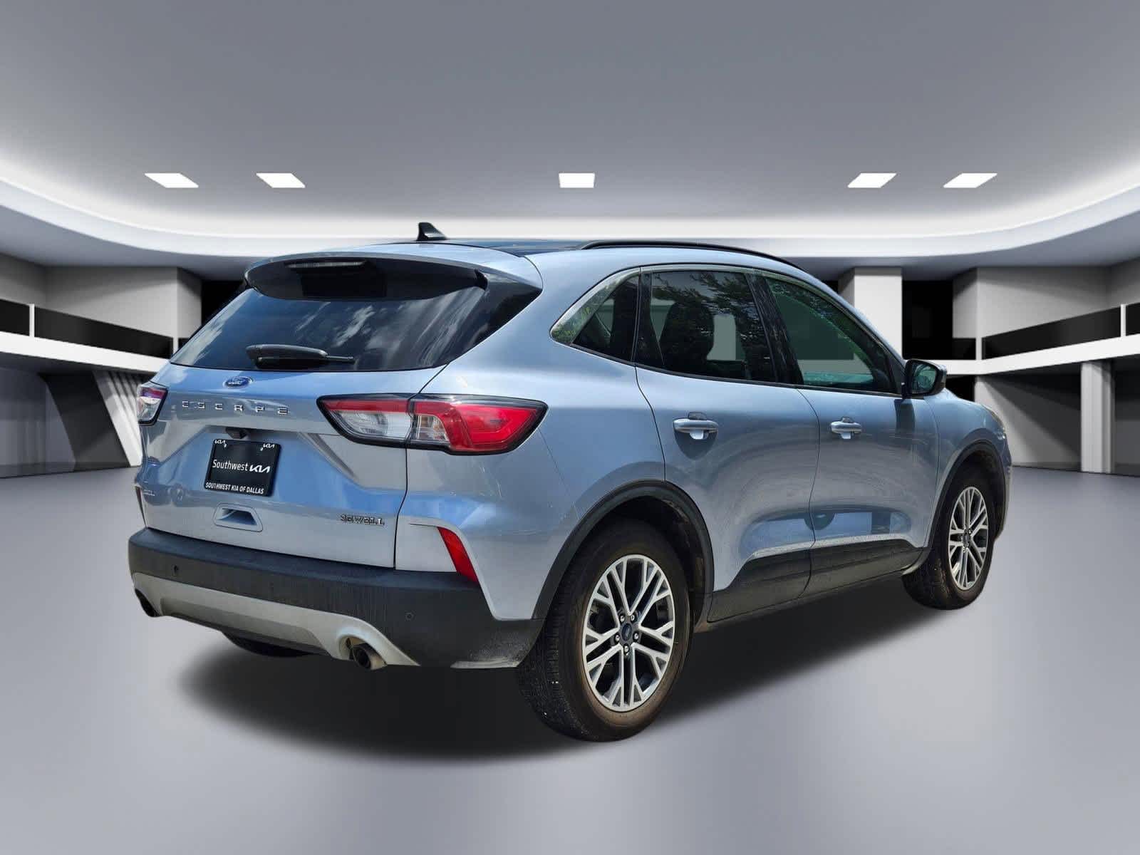 Thumbnail: 2022 Ford Escape - 5
