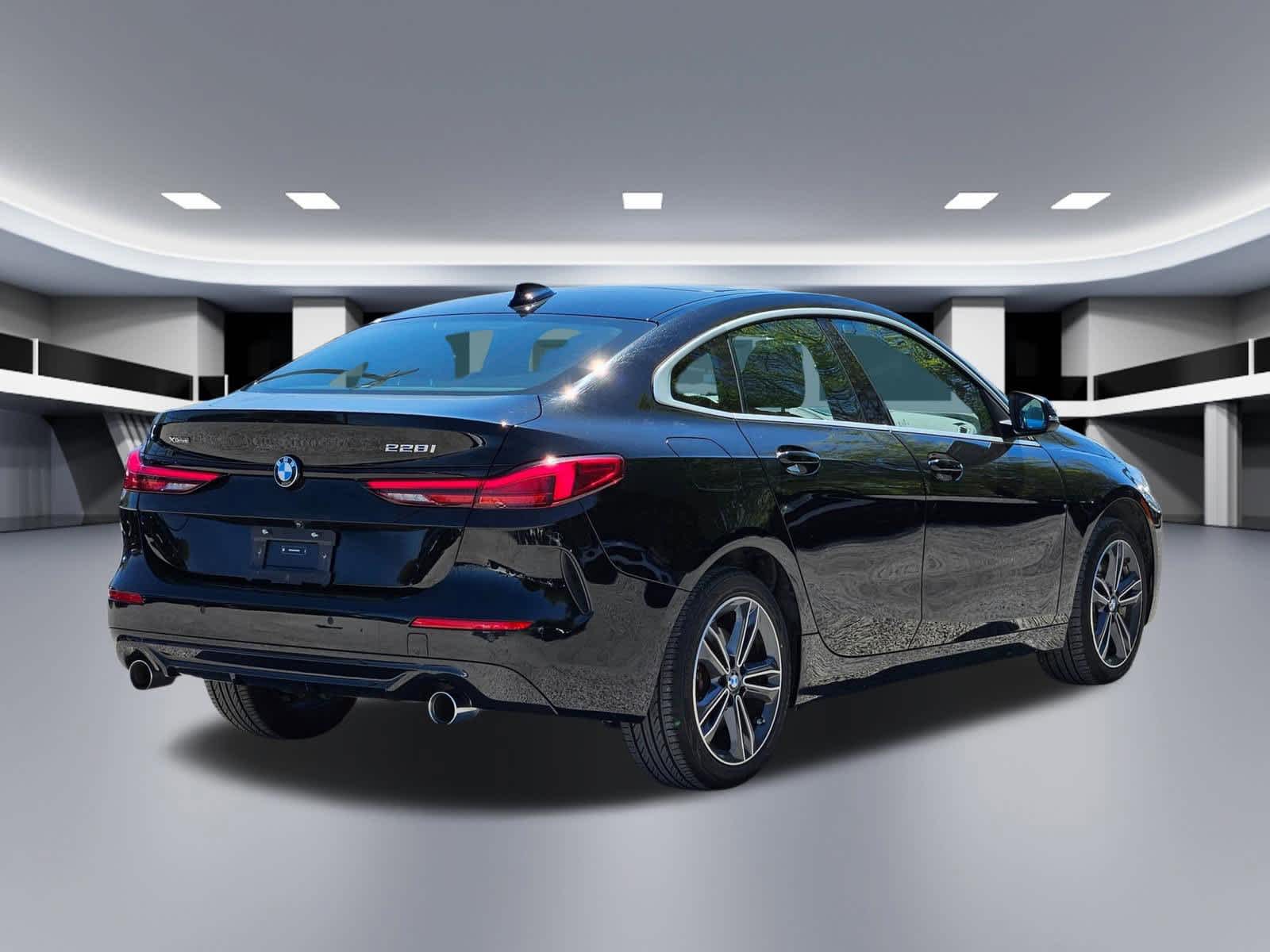 Thumbnail: 2024 BMW 2 Series - 6